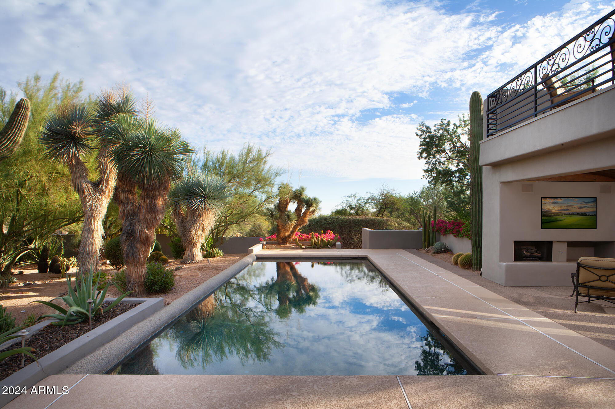 PINNACLE PEAK HEIGHTS 5 - Residential