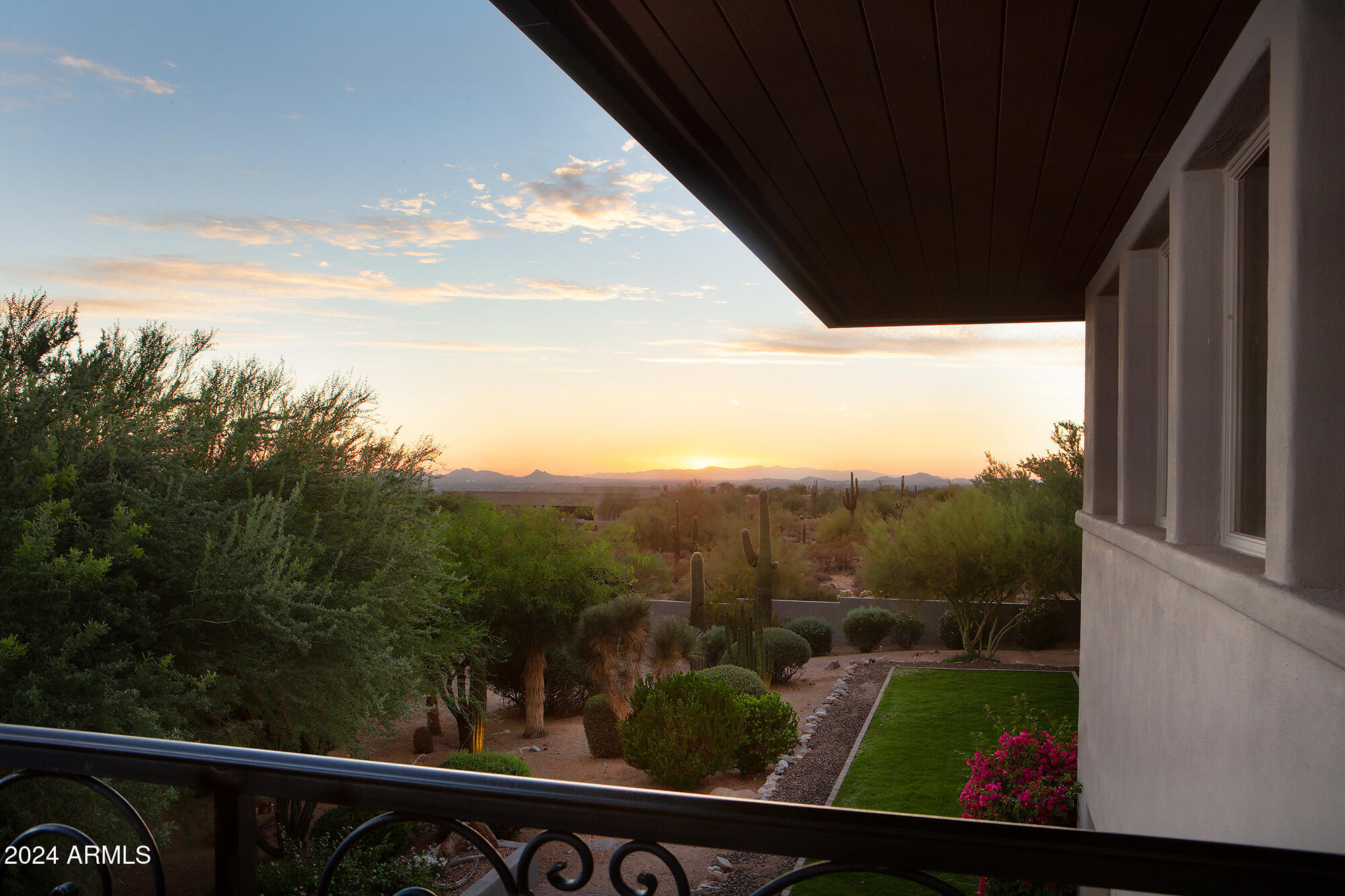 PINNACLE PEAK HEIGHTS 5 - Residential