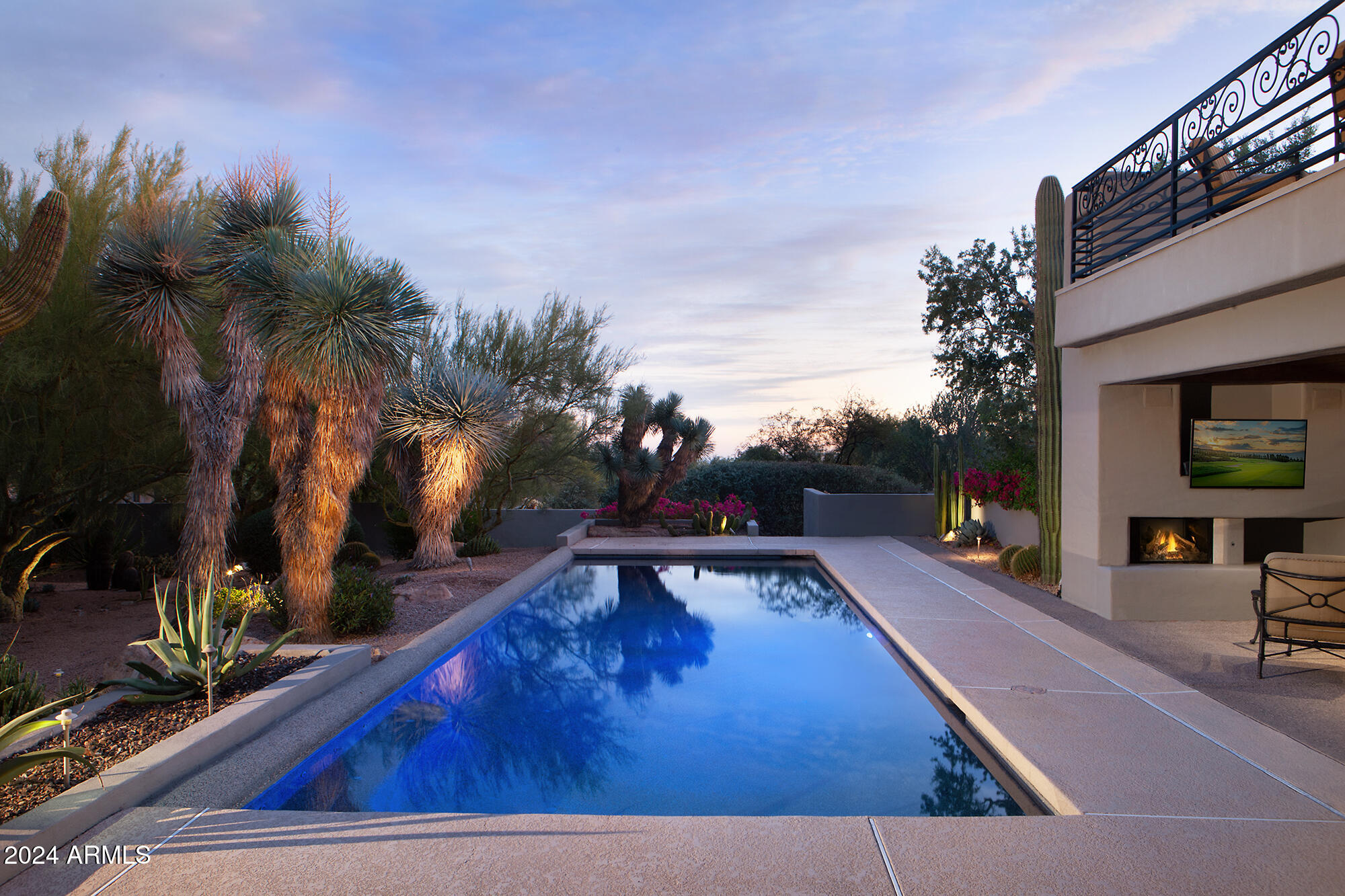 PINNACLE PEAK HEIGHTS 5 - Residential