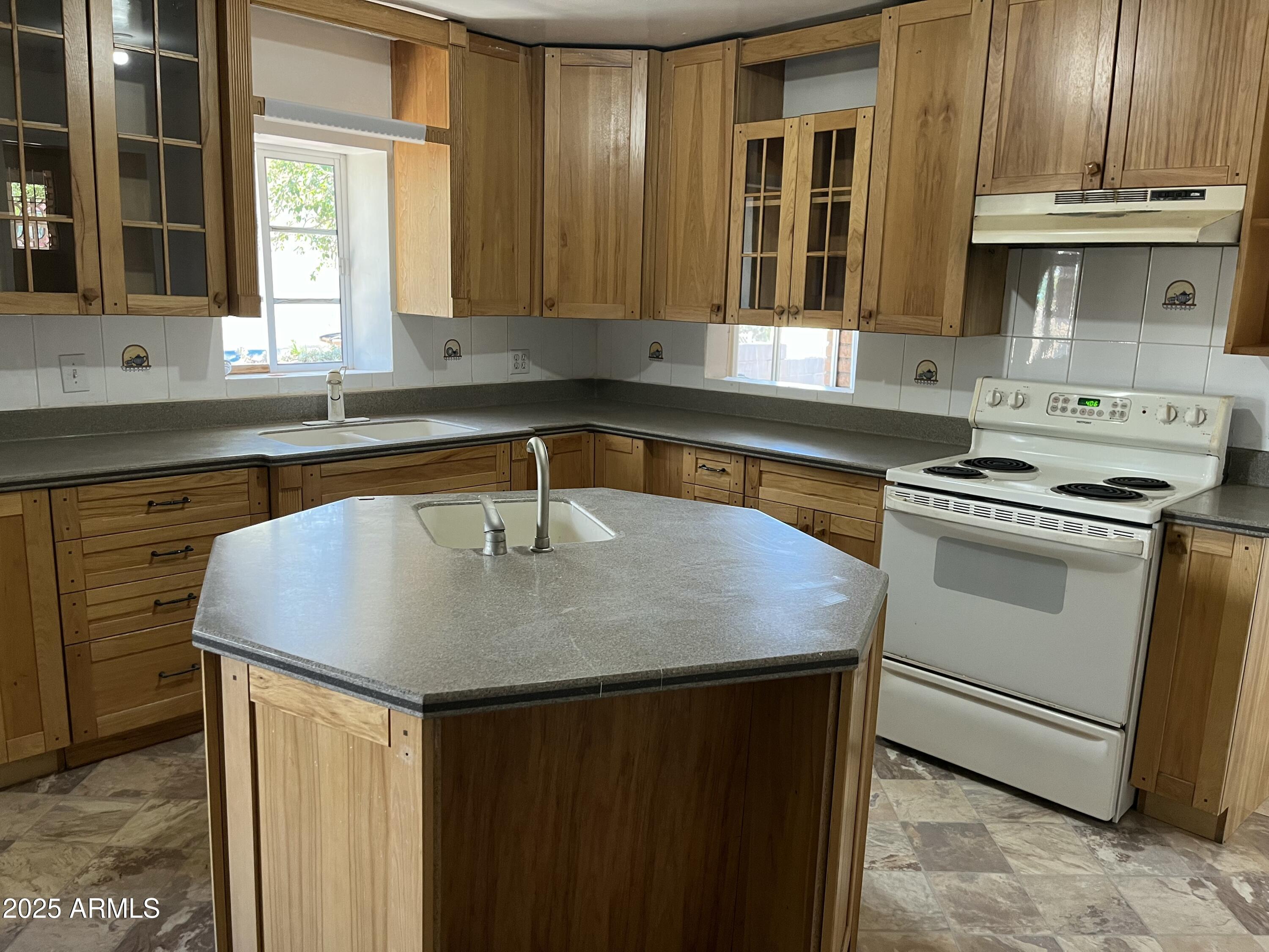 CLAWSON - Residential