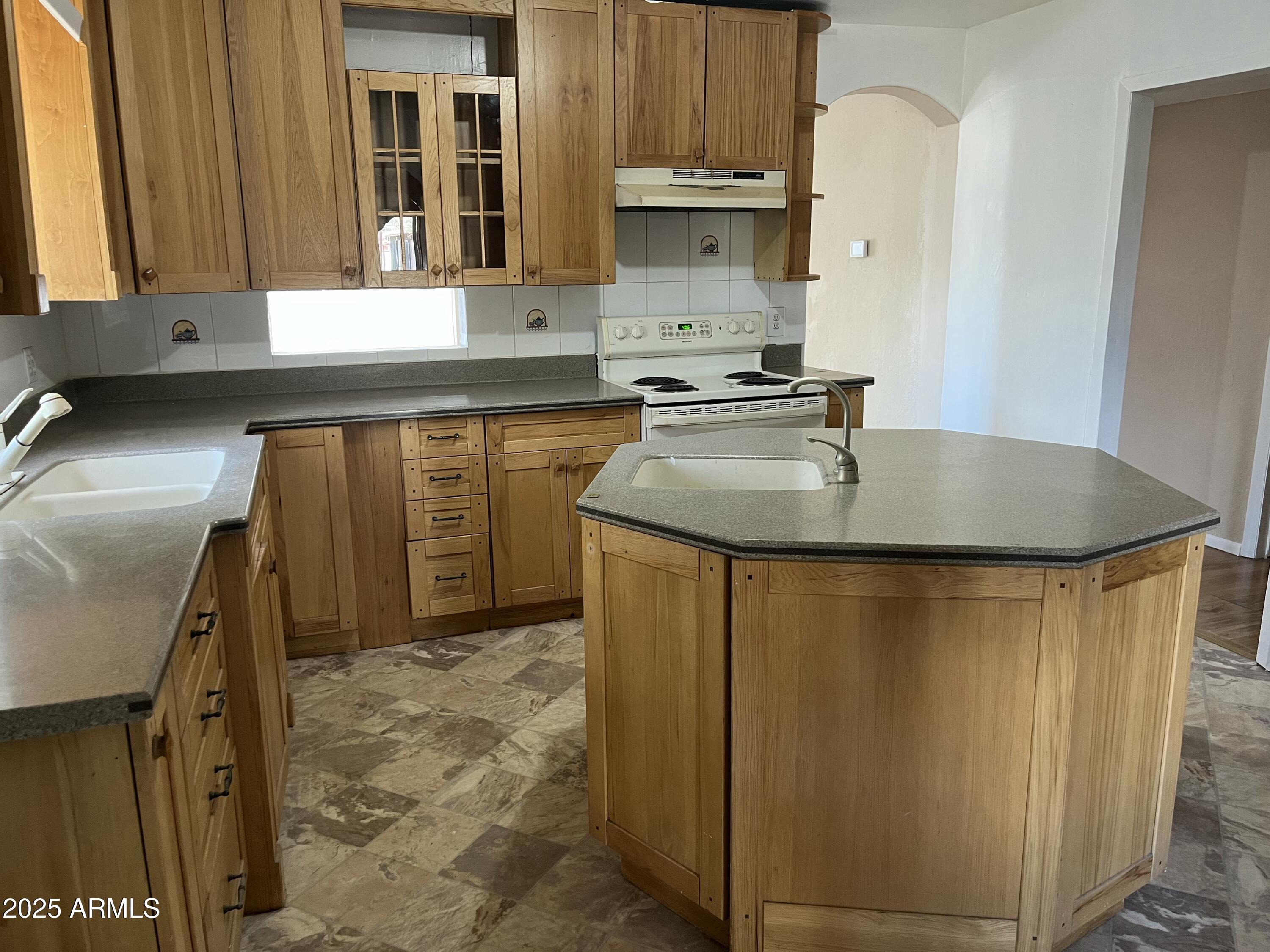 CLAWSON - Residential
