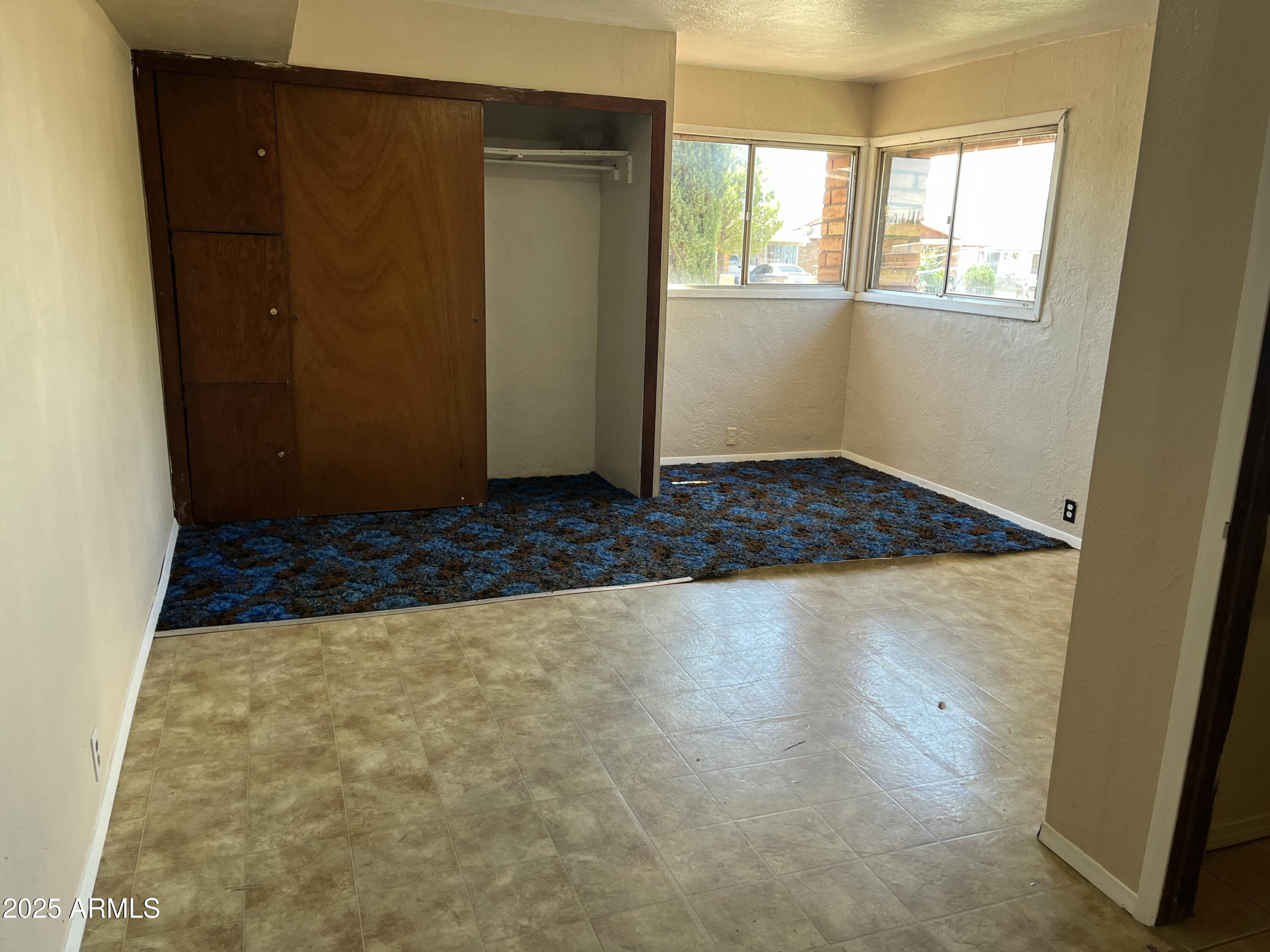 CLAWSON - Residential