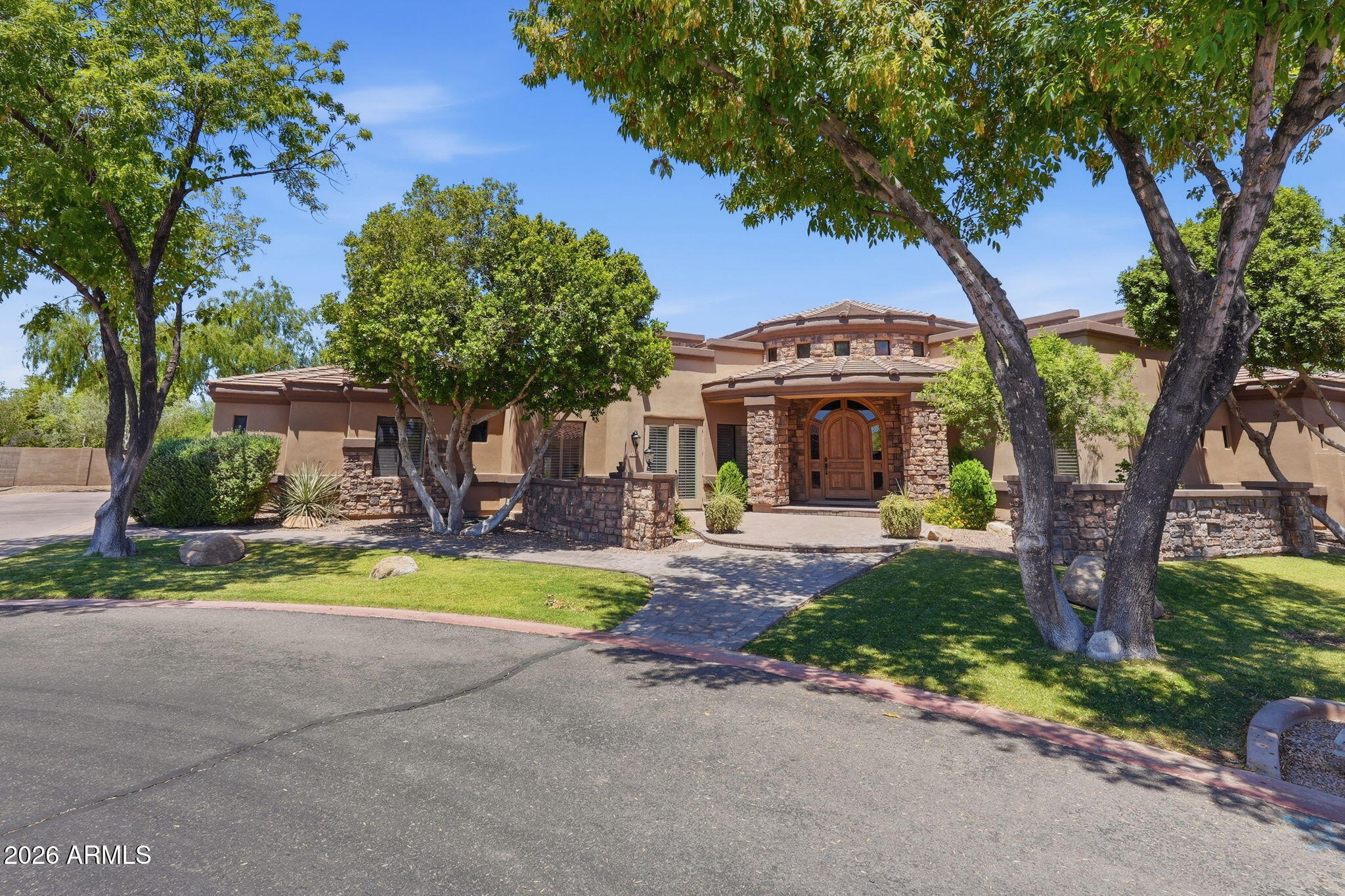 CAYLEY MANOR - Residential