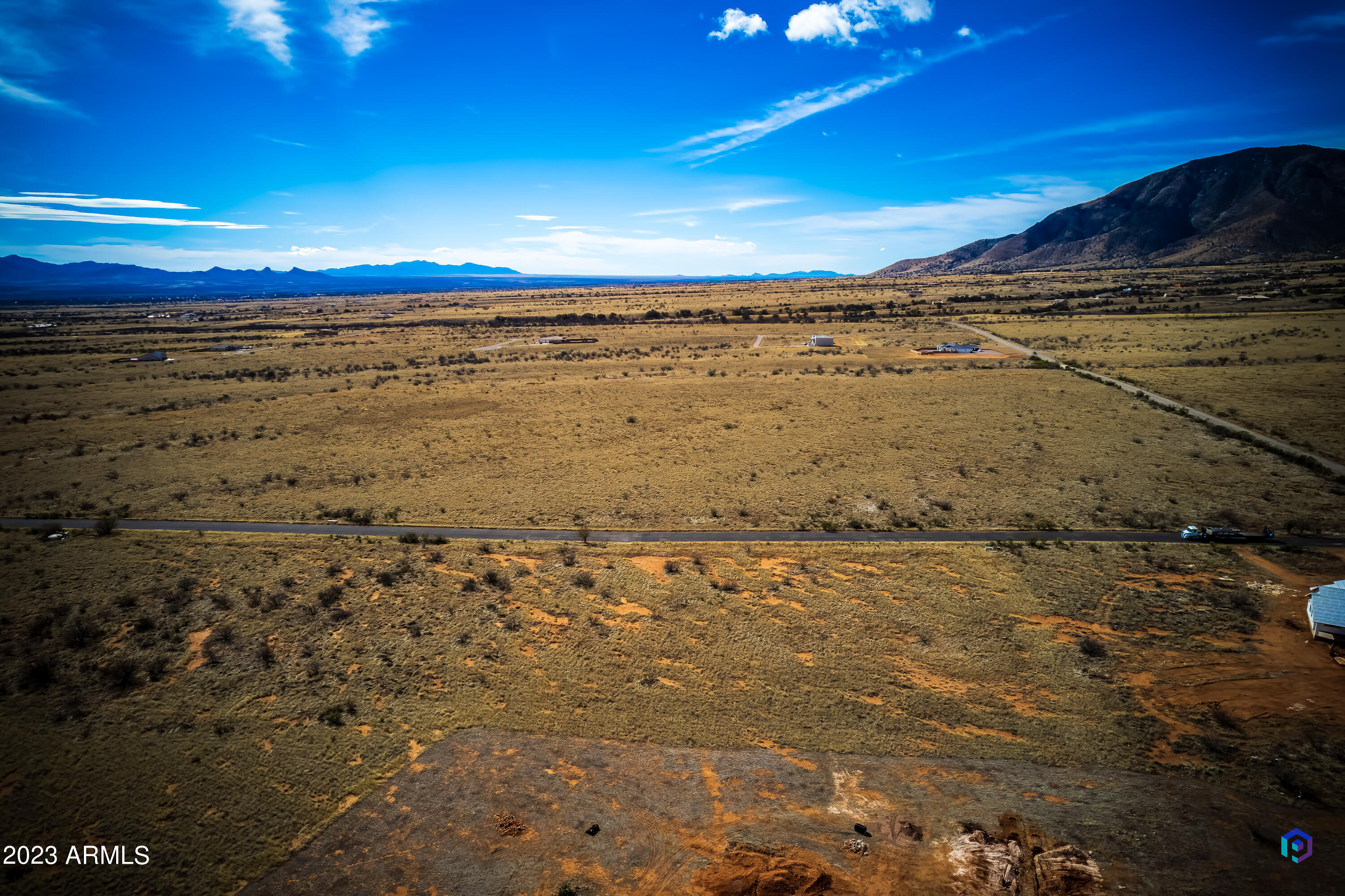 LA PRADERA ESTATES - Land