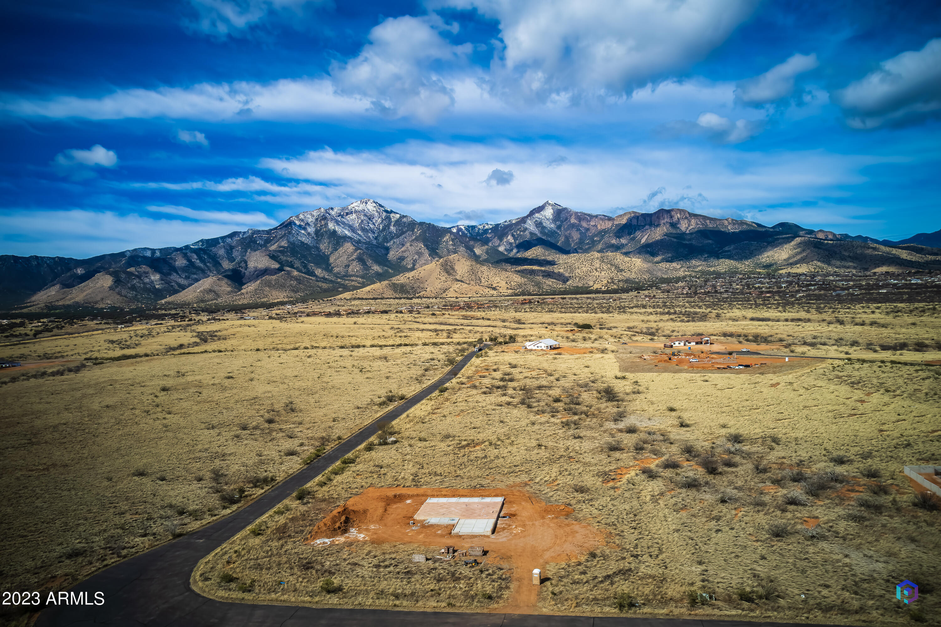 LA PRADERA ESTATES - Land