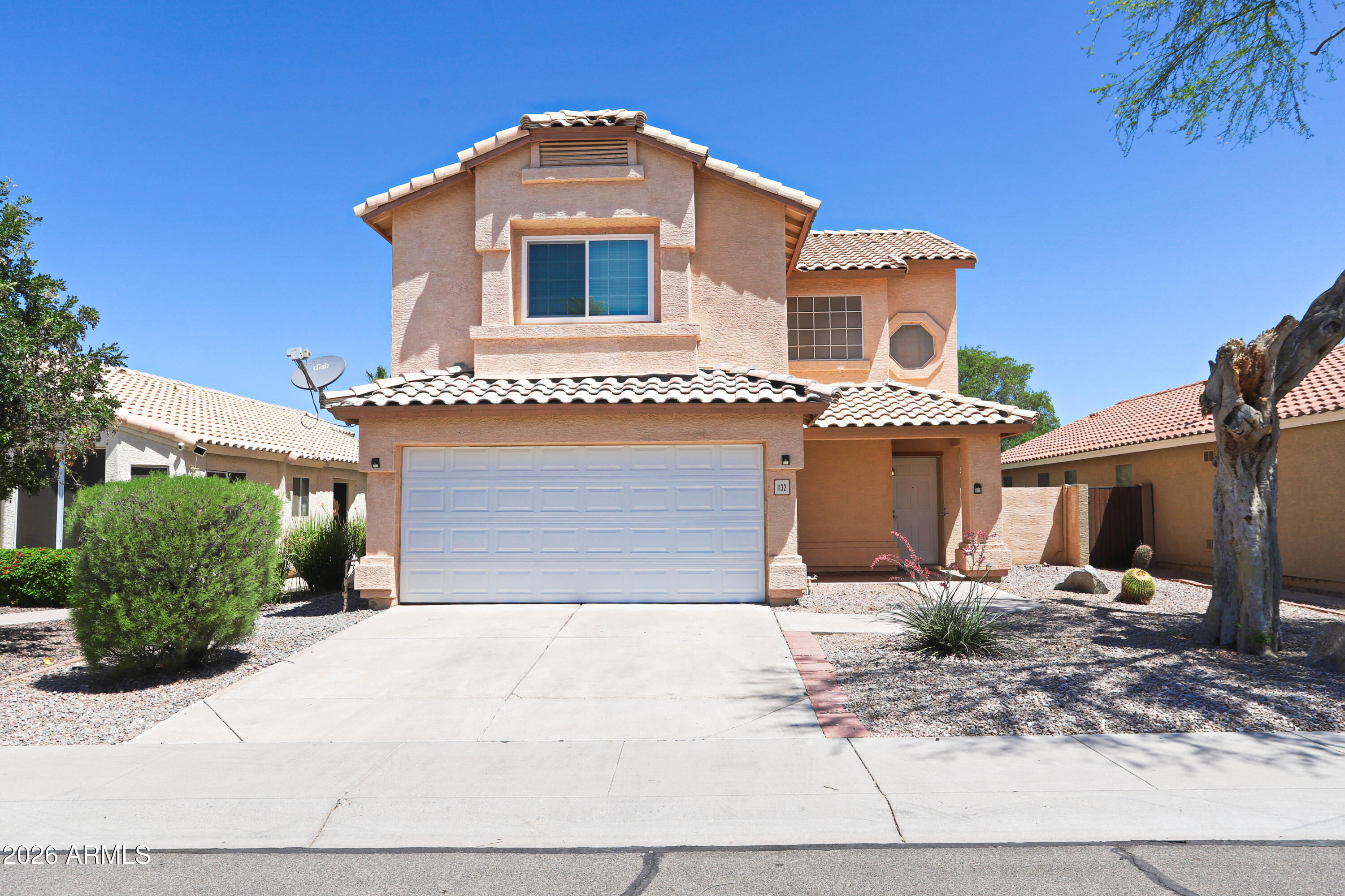 Beautifully updated home in the heart of South Chandler's desirable Clemente Ranch! This move in ready property features a large backyard with a sparkling pool, perfect for Arizona living. Recent improvements include a brand new roof, fresh interior paint,  newer water heater,  Upgraded Bathrooms with granite countertops, Light fixers. The open great room layout offers excellent flow, and the kitchen features granite countertops, abundant cabinetry, stainless steel appliances, a breakfast bar, and a pantry. Great room opens to newly remodeled and painted covered patio and pebble tec pool with waterfall. Upstairs you'll find a versatile loft ideal for an office, craft area, or hangout space along with all bedrooms, including a spacious primary suite with a walk in closet. A convenient half bath downstairs is perfect for guests.
Step outside to your retreat style backyard with a pool and low maintenance desert landscaping. The community offers walking/biking paths and multiple play areas, all within the highly rated Chandler Unified School District #80, including Tarwater Elementary, Bogle Junior High, and Hamilton High.
Prime location just minutes from Loop 202, Loop 101, Chandler Fashion Center, and fantastic local restaurants.