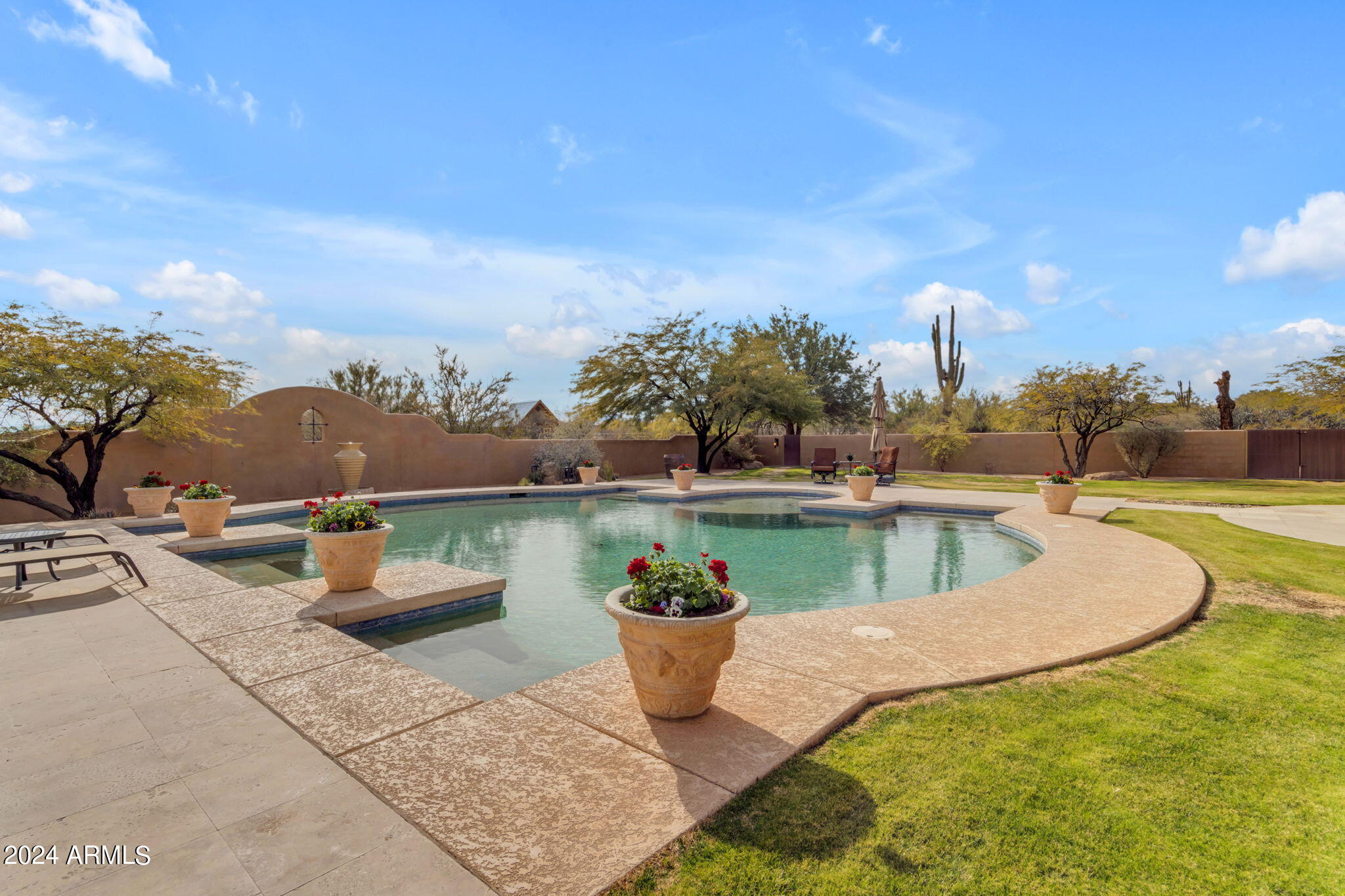 No HOA - Residential