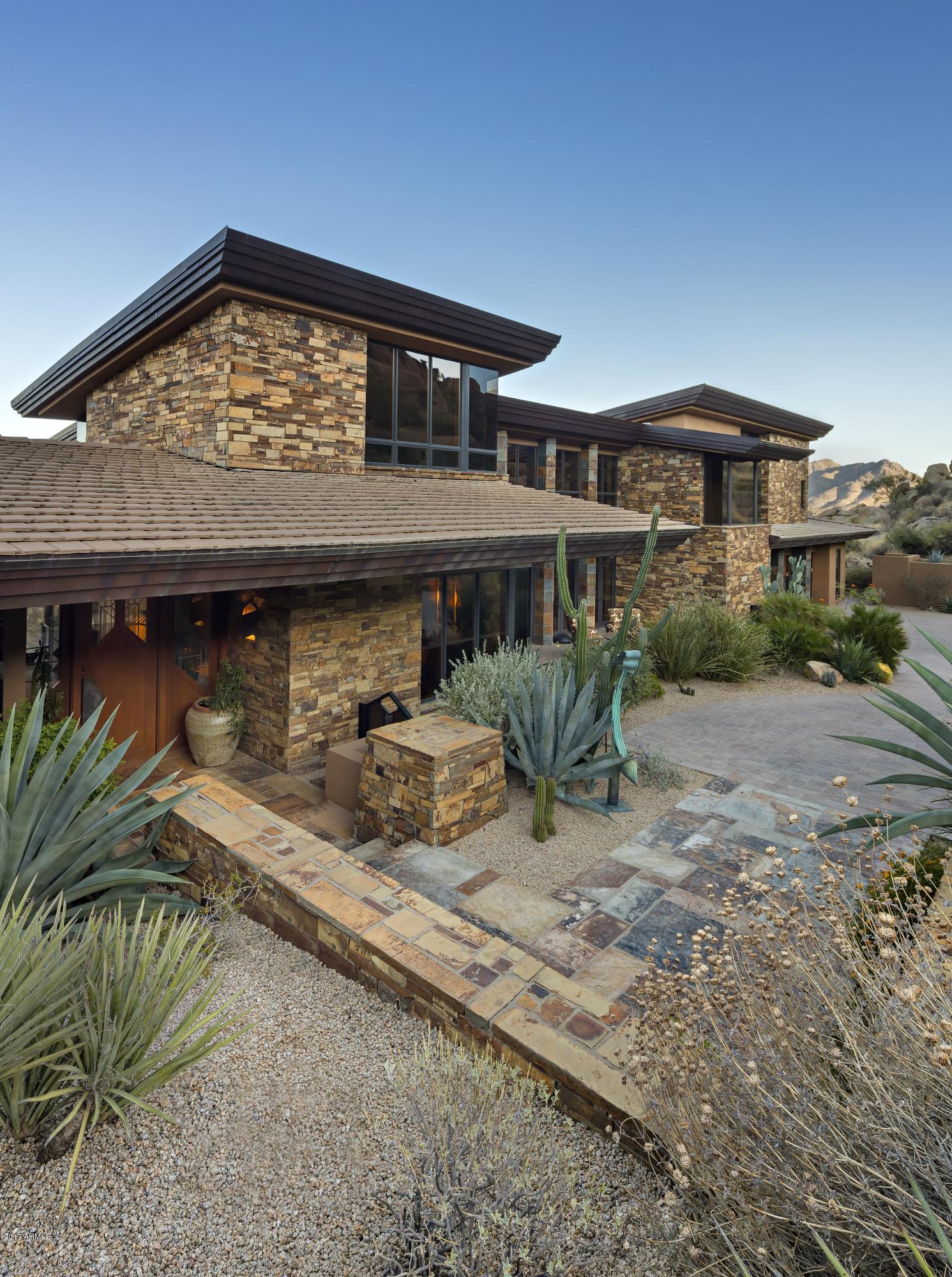 Estancia - Residential