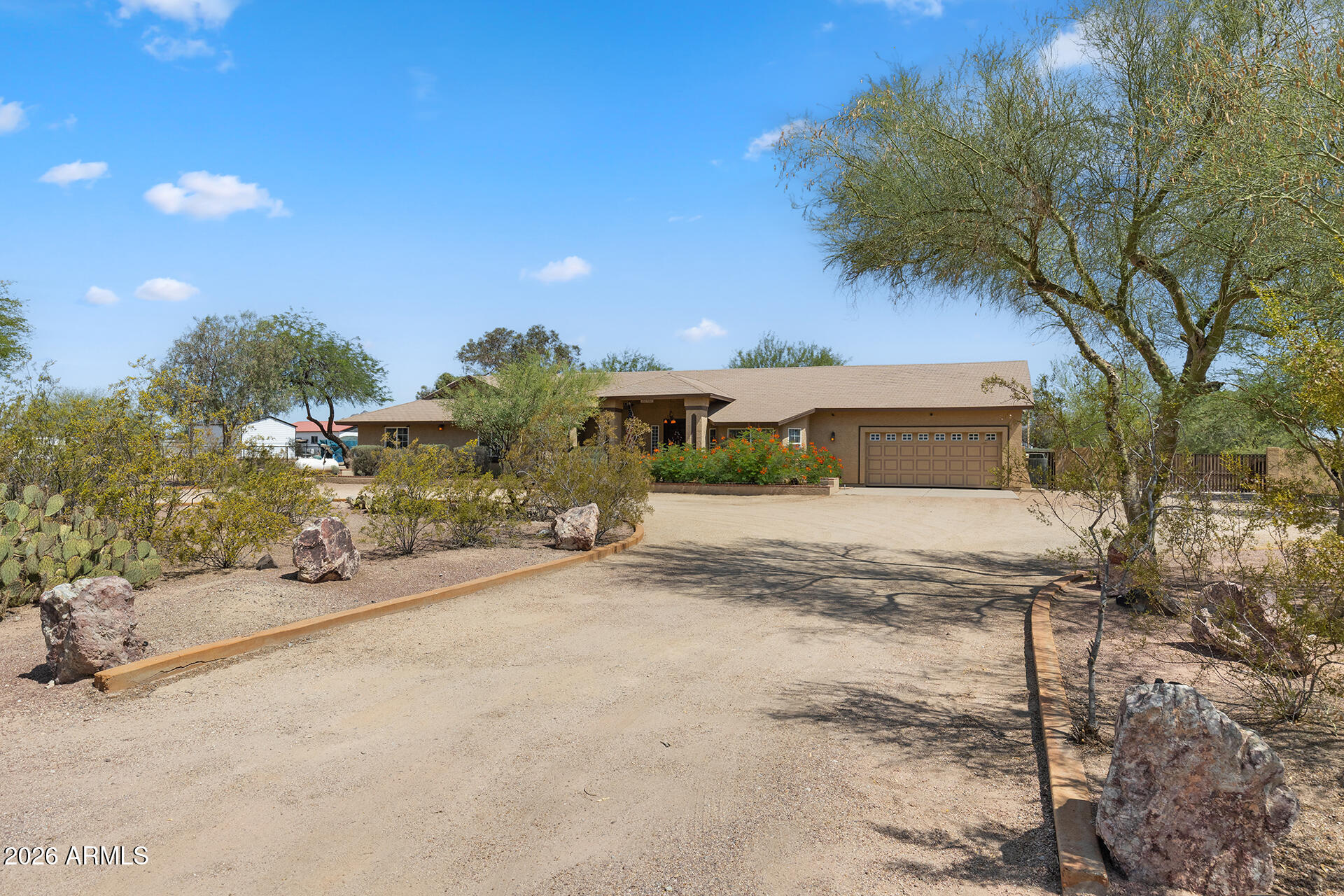 PHOENIX SKYLINE WEST ONE - Residential