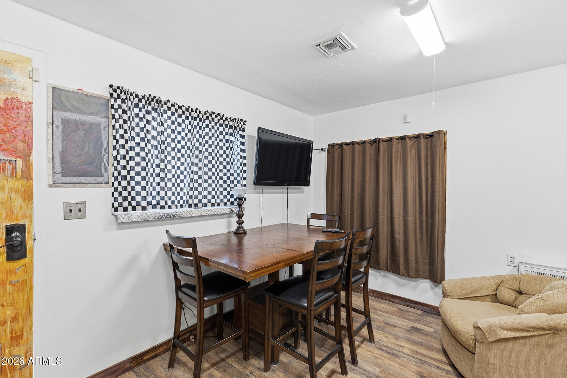 PHOENIX SKYLINE WEST ONE - Residential