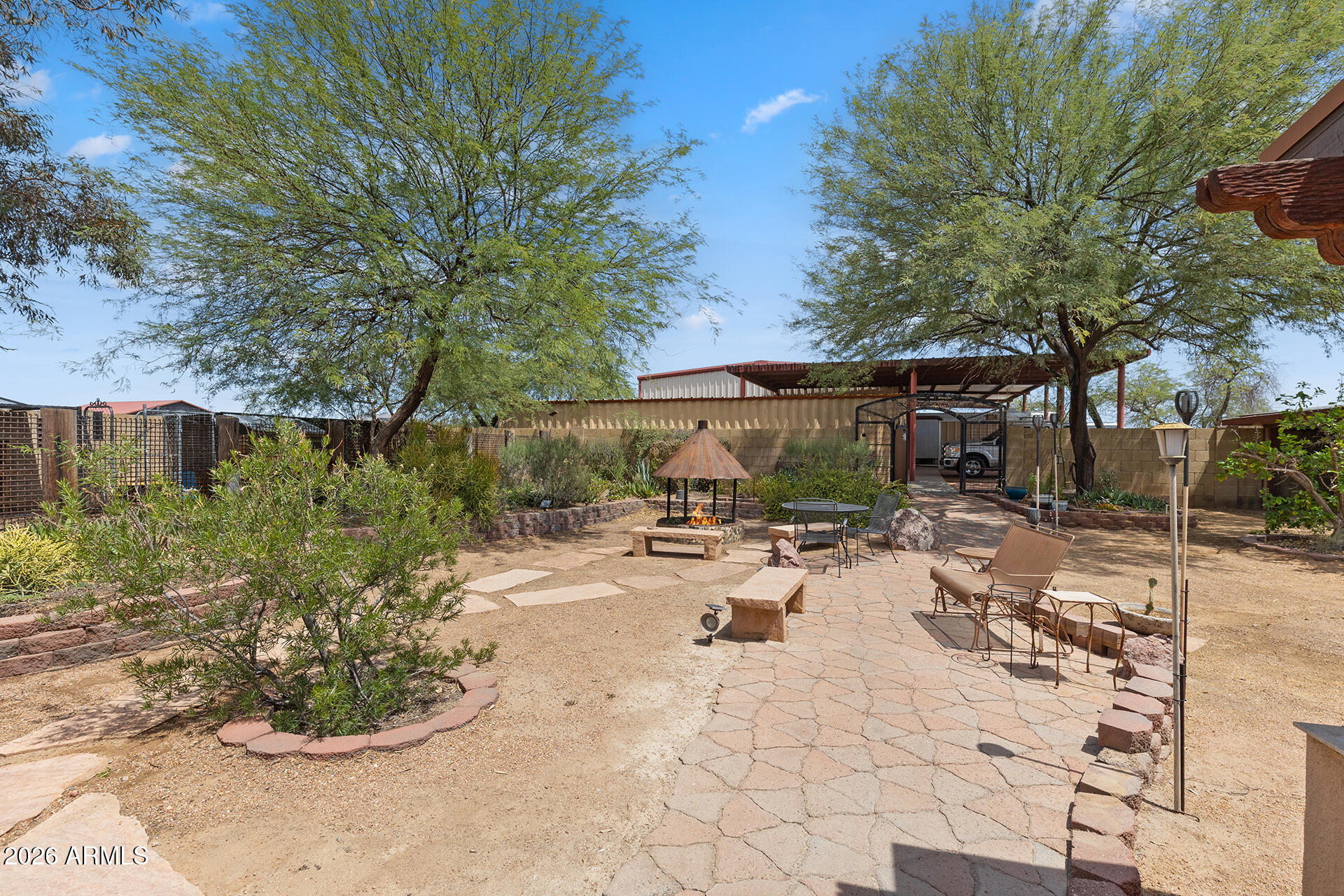 PHOENIX SKYLINE WEST ONE - Residential