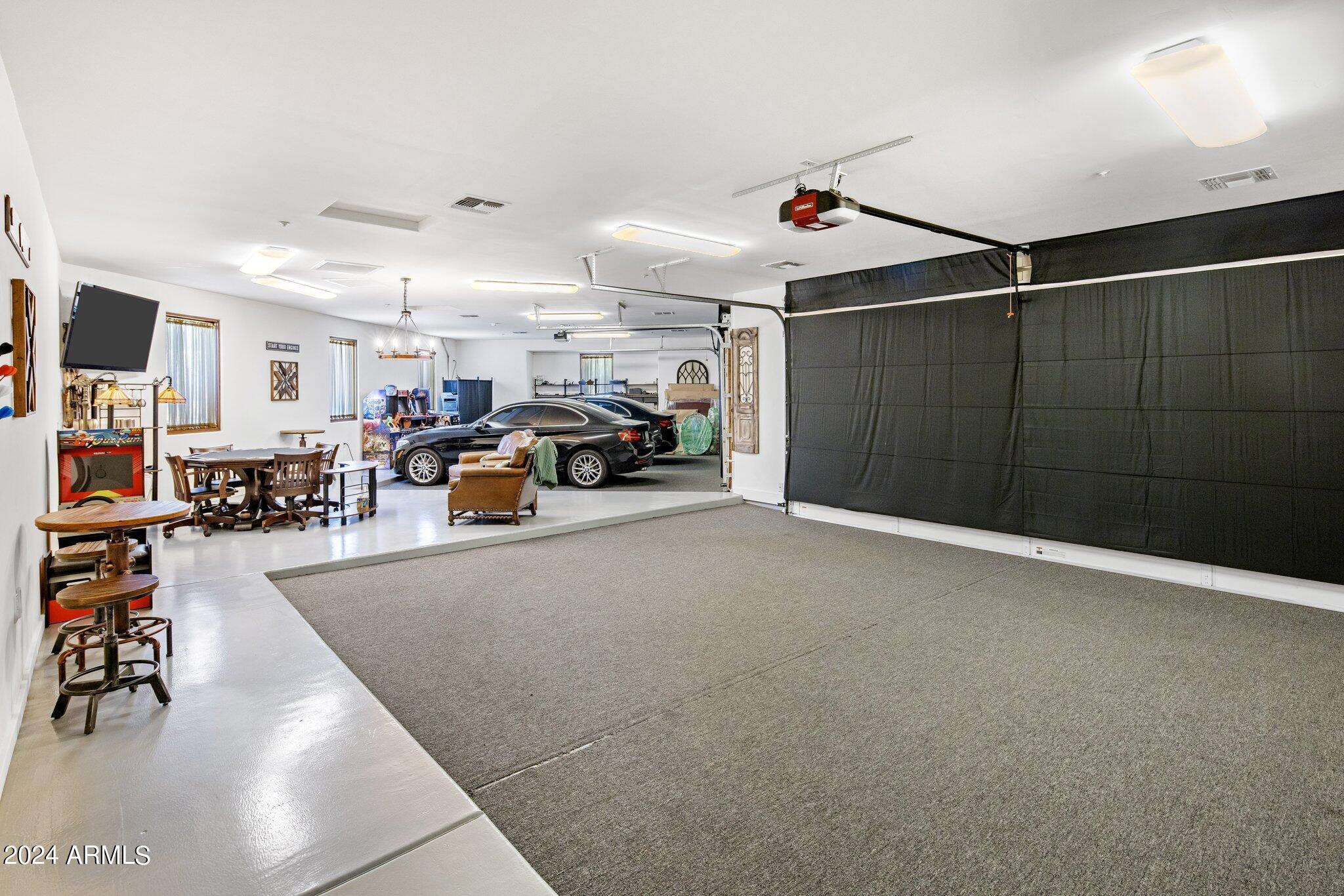 ROEHLER ESTATES - Residential