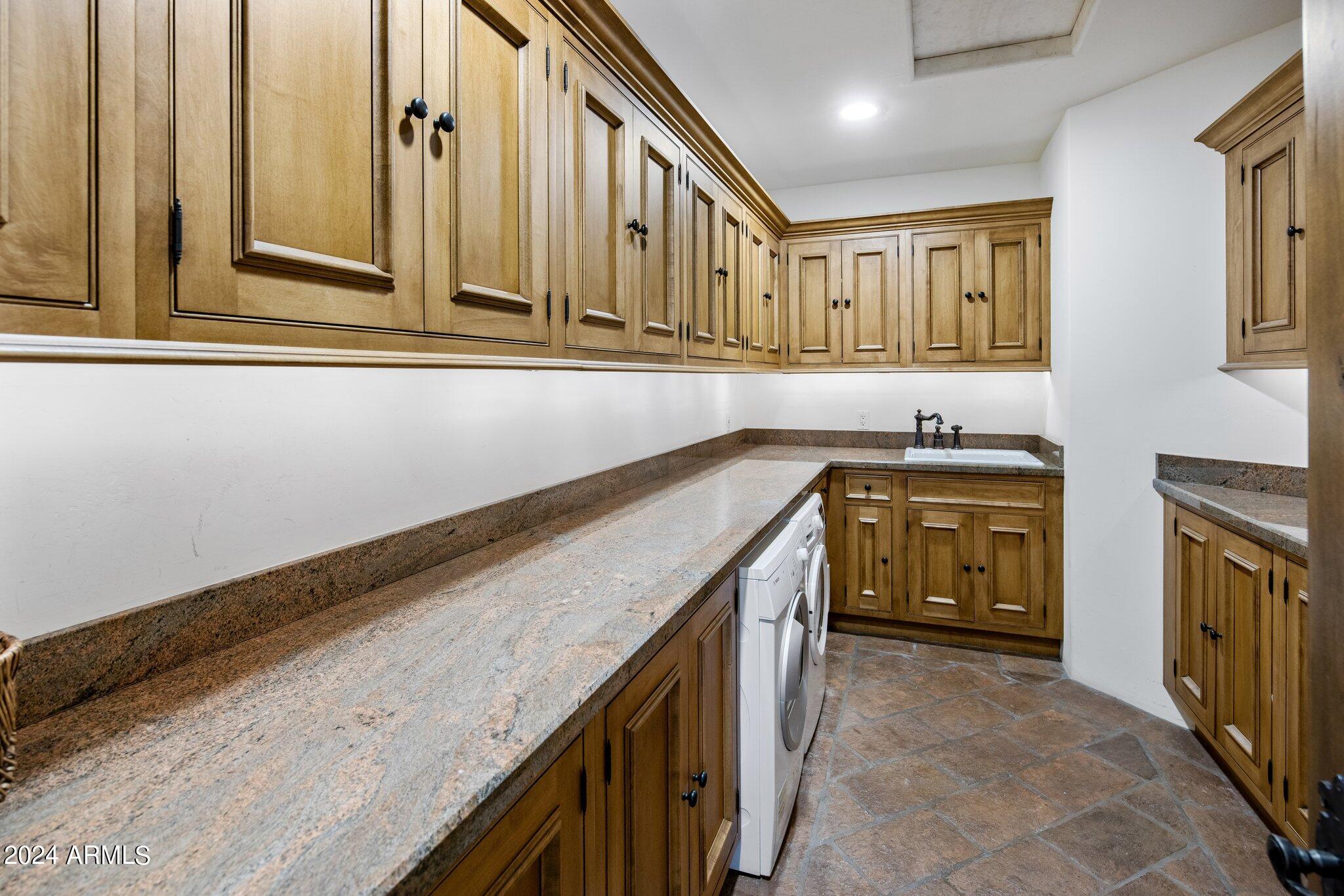 ROEHLER ESTATES - Residential