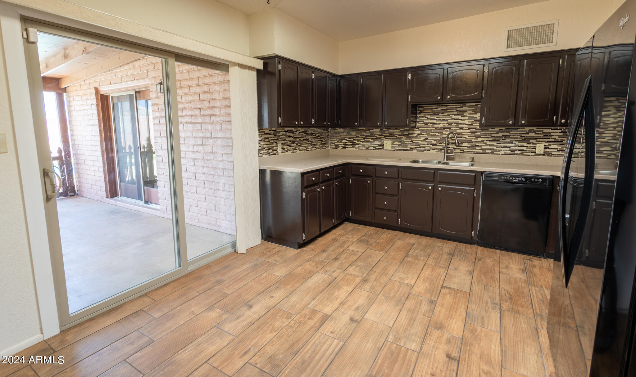 THE MEADOWS - Residential