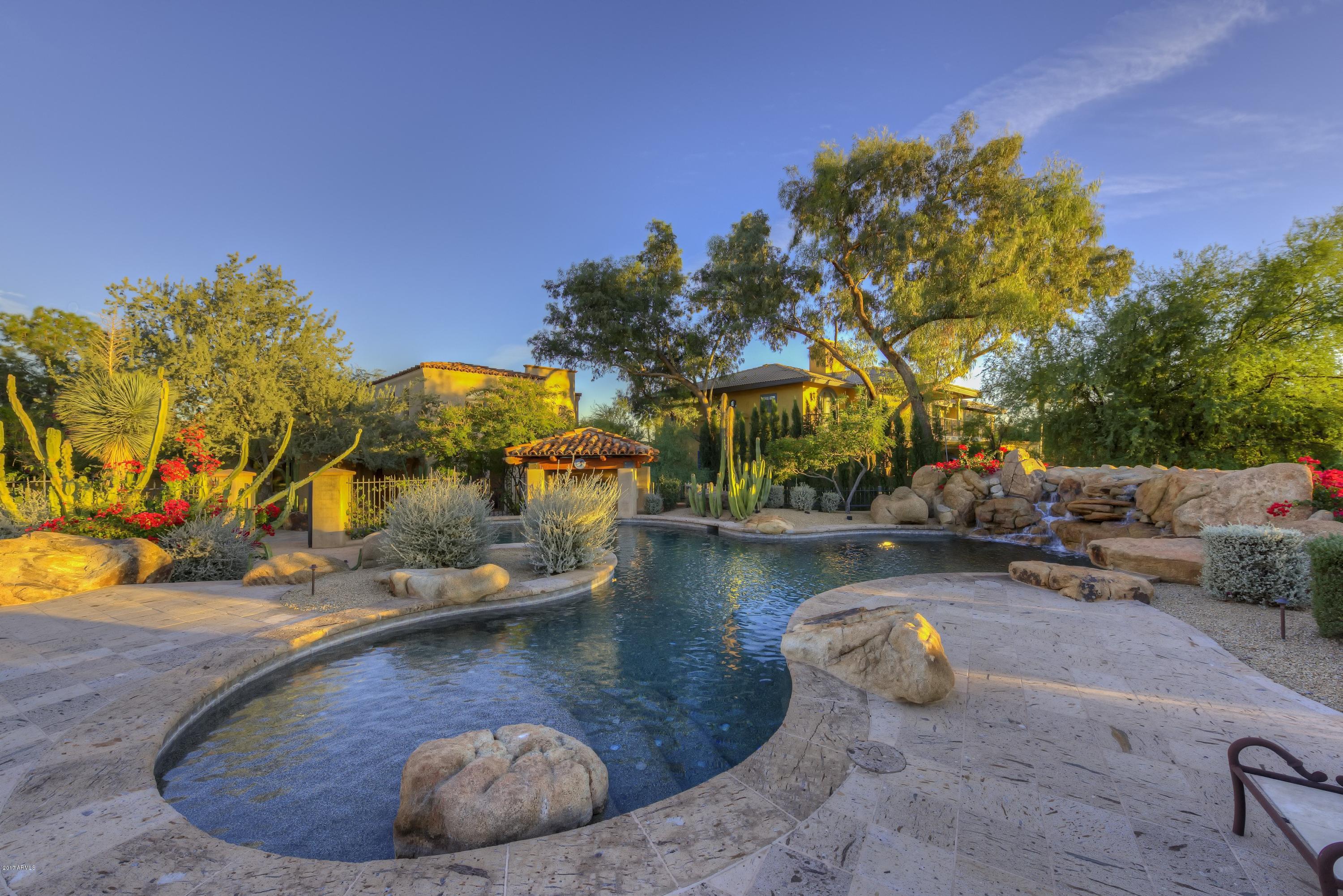 AHWATUKEE CUSTOM EST 2 LOT 4851-4898 TR A - Residential