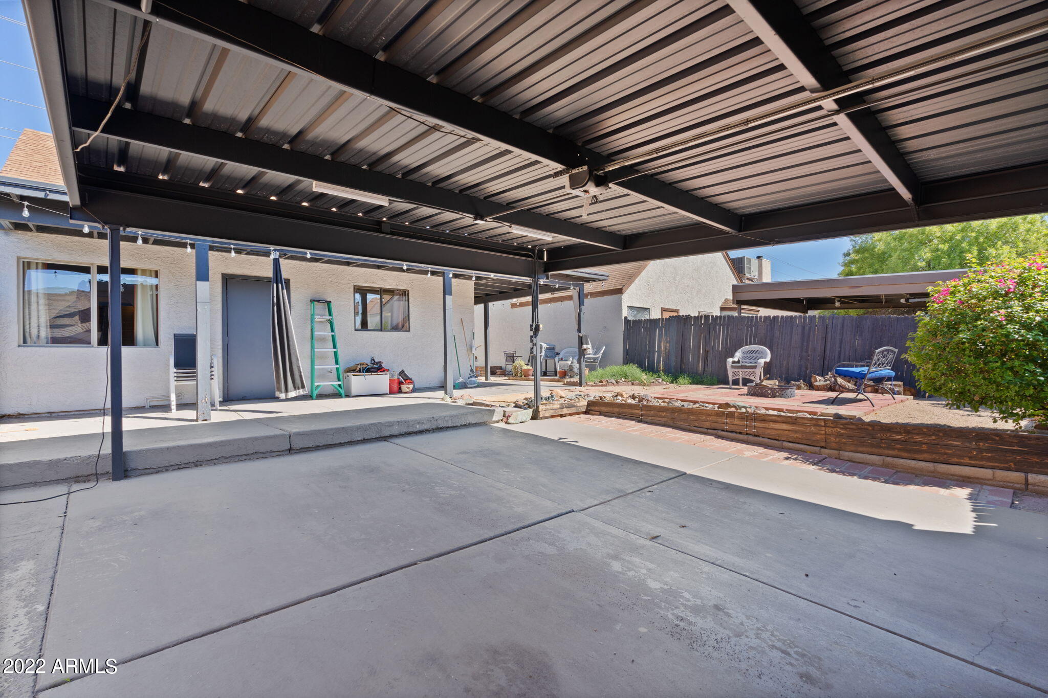 ROSE GARDEN PLACE UNIT 3 LOT 404-541 - Residential Lease