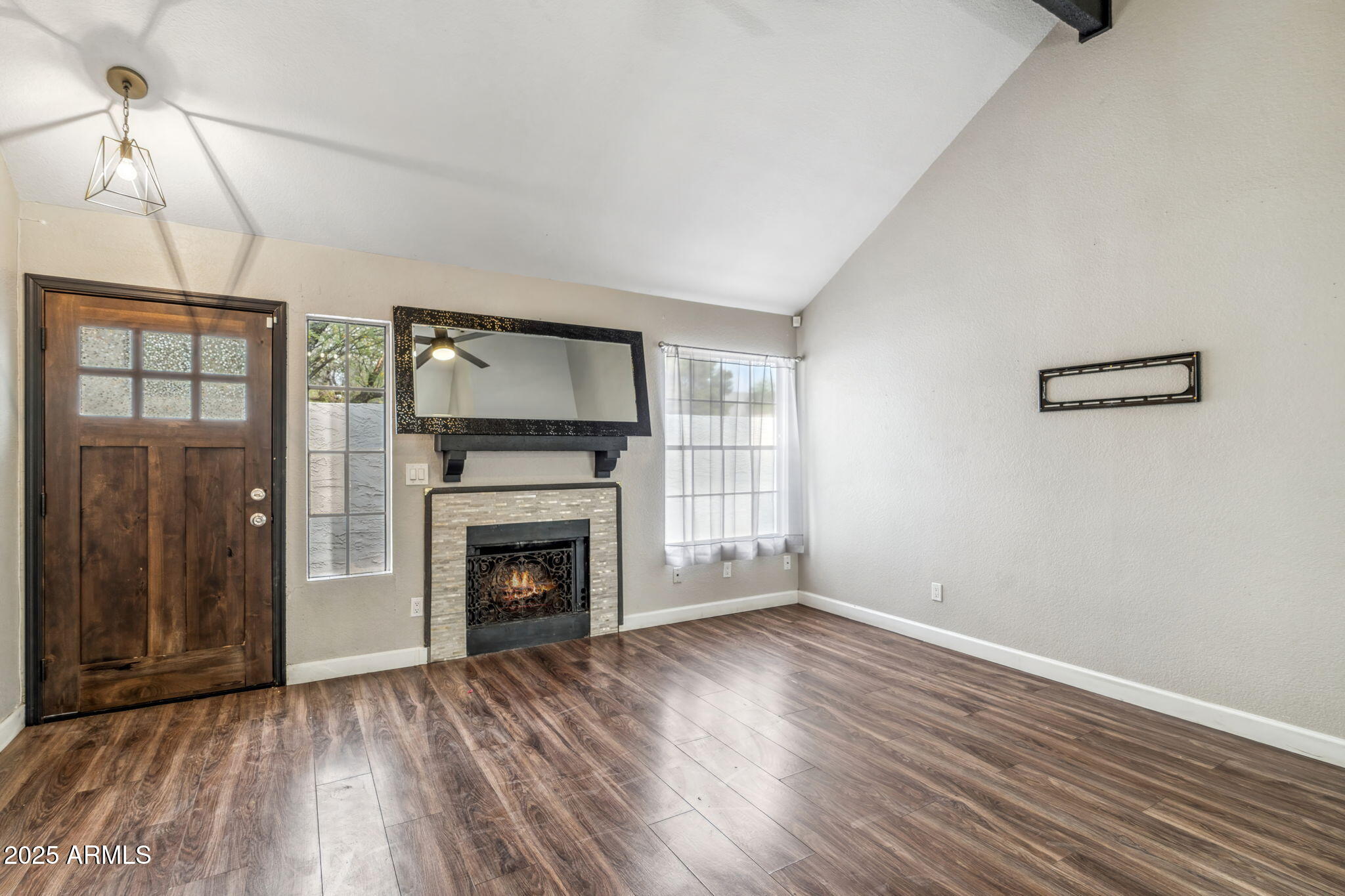 ROSE GARDEN PLACE UNIT 3 LOT 404-541 - Residential Lease