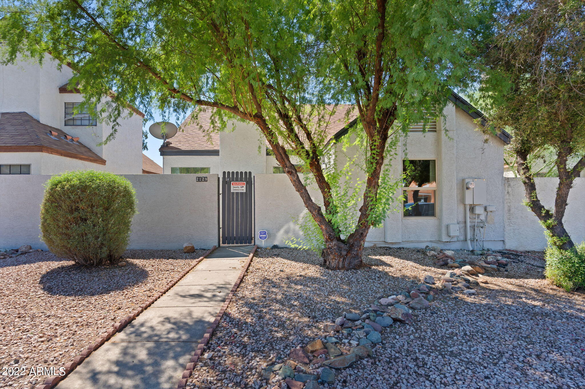 ROSE GARDEN PLACE UNIT 3 LOT 404-541 - Residential Lease