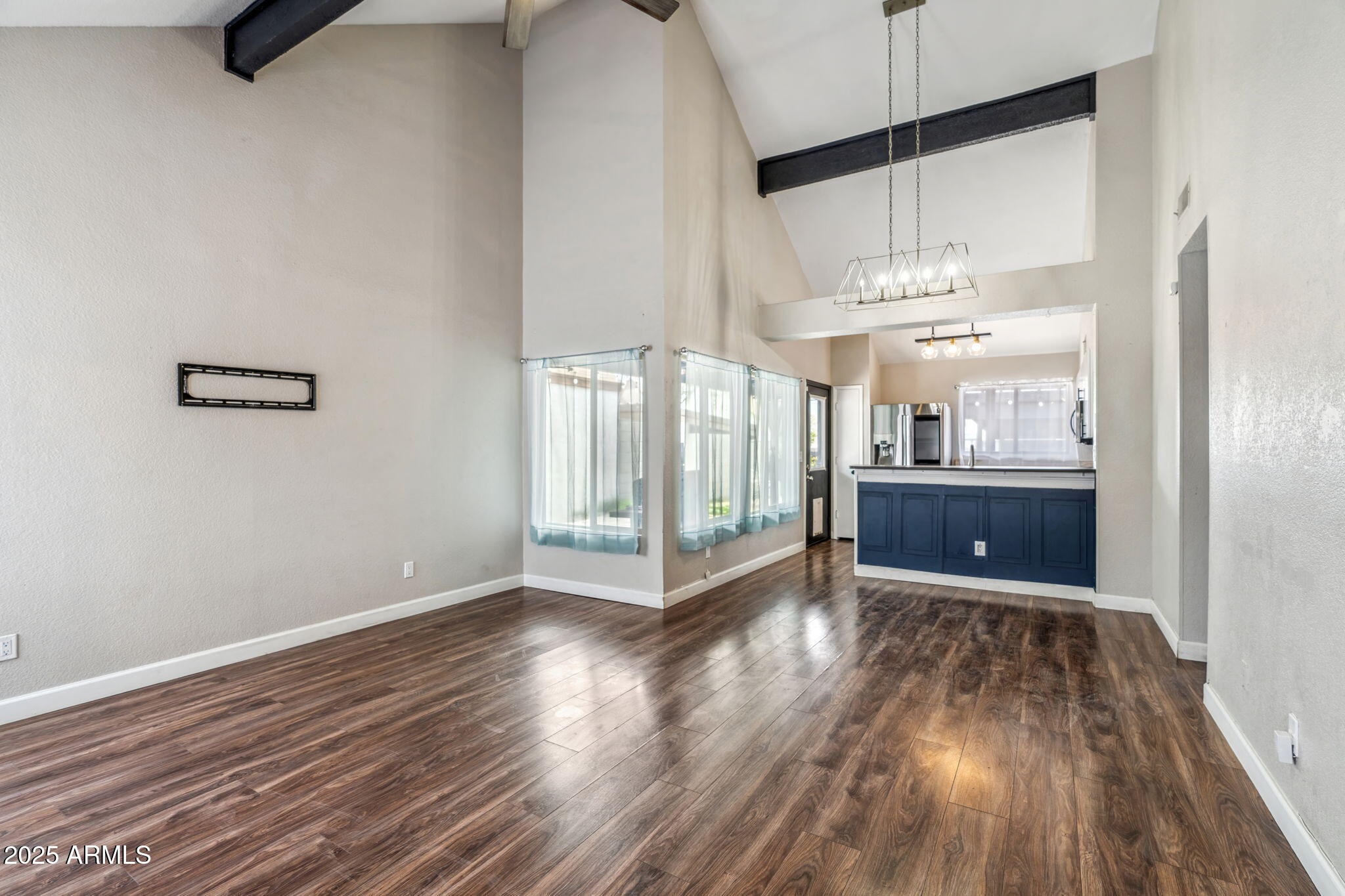 ROSE GARDEN PLACE UNIT 3 LOT 404-541 - Residential Lease