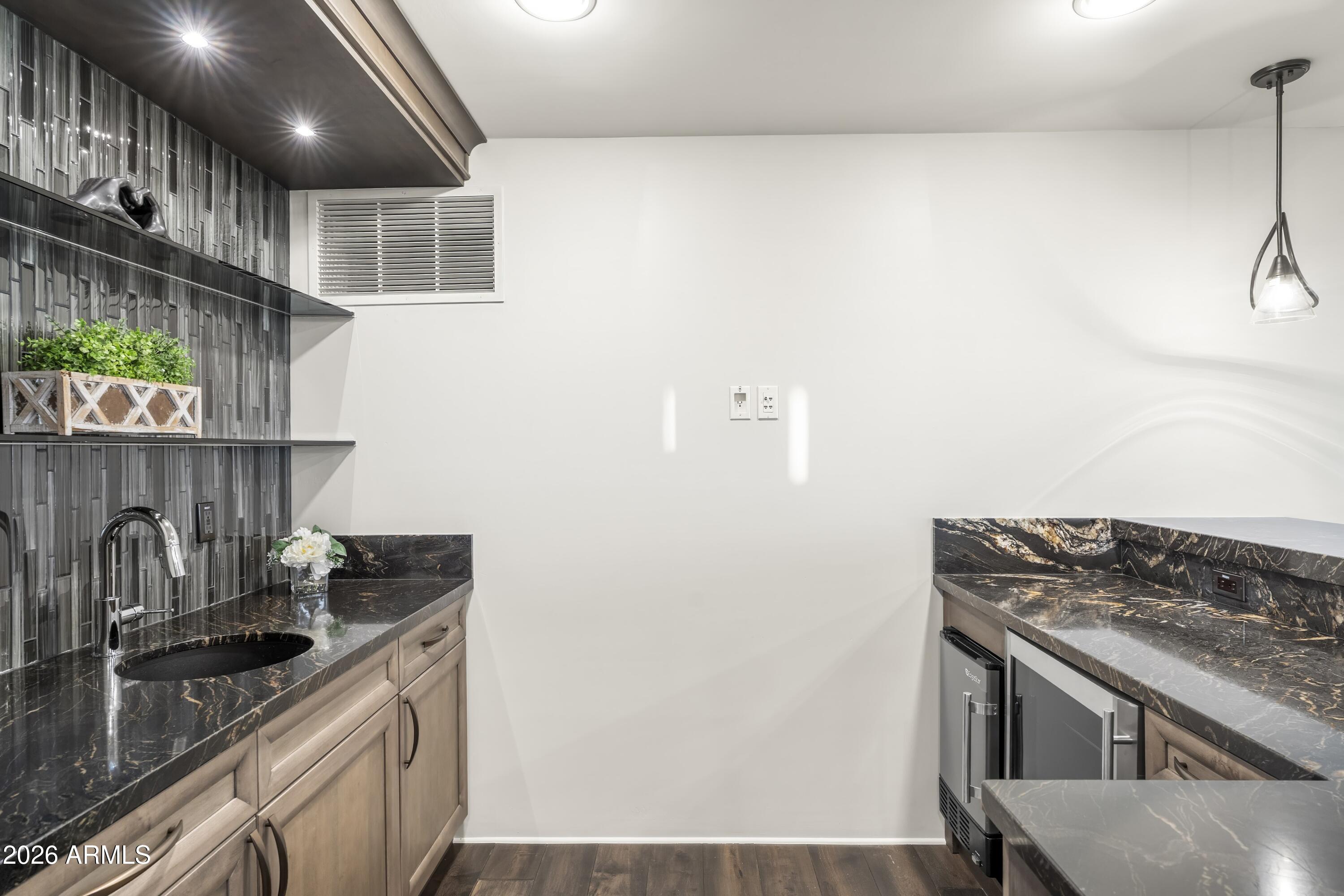 EAGLE GILBERT - Residential