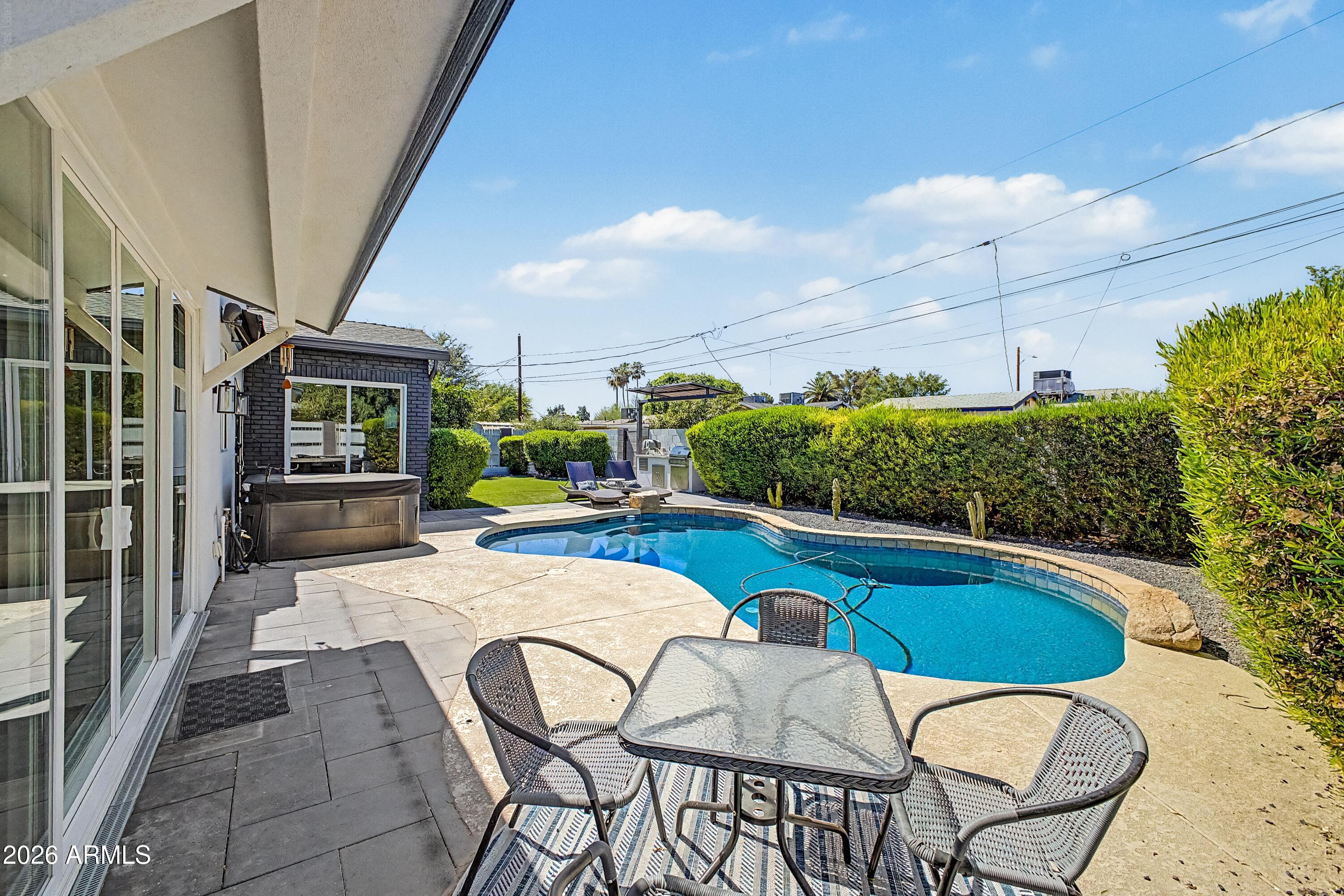 DATELAND LOTS 1-18 - Residential