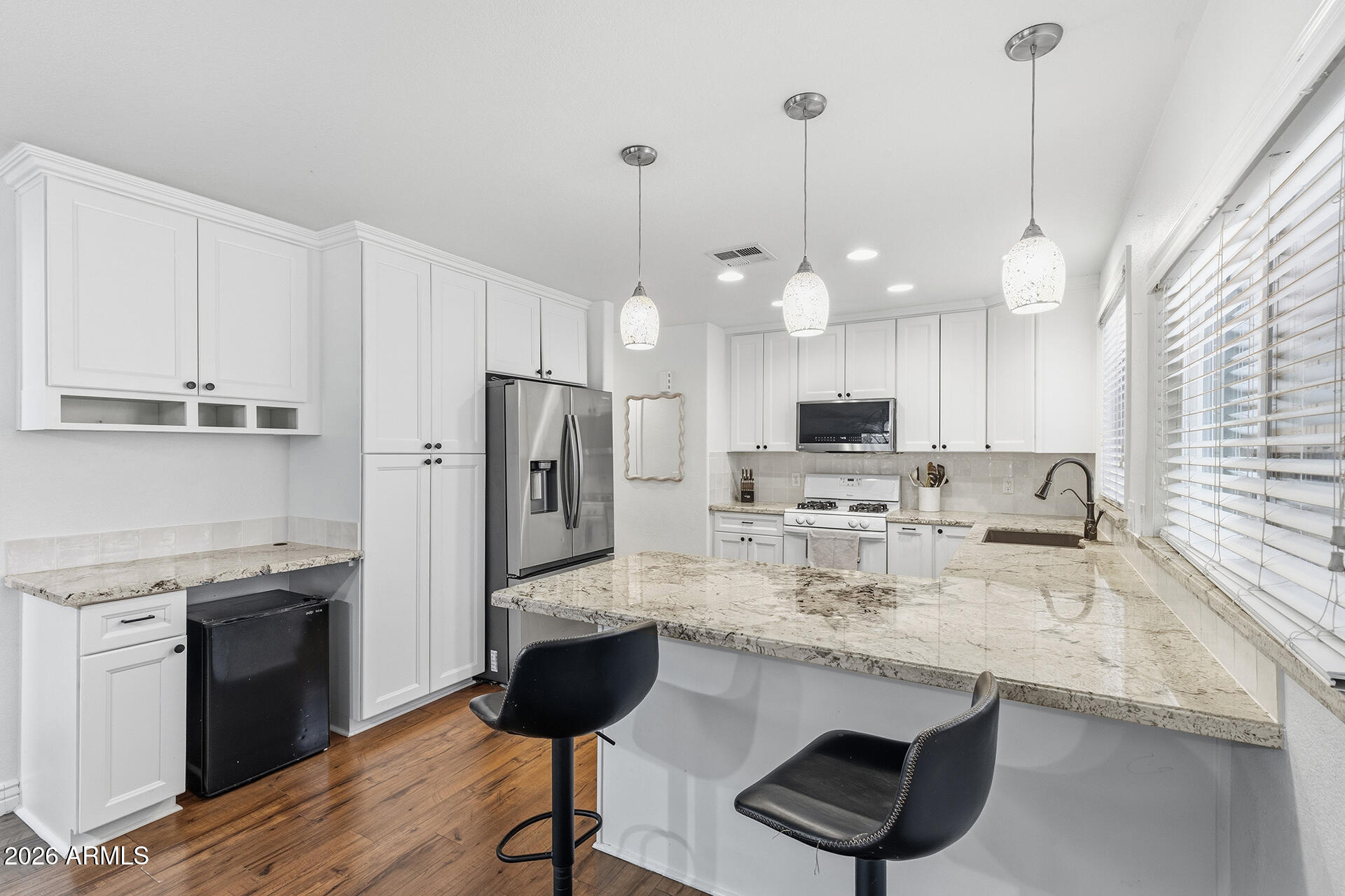 KAUFMAN AND BROAD AT COOPER RANCH - Residential