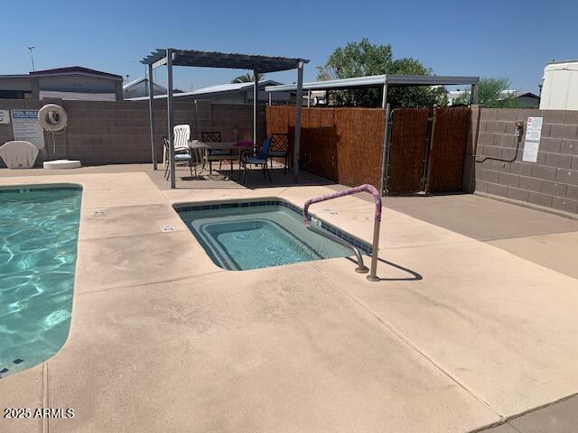 TIERRA DEL SOL RV RESORT - Land