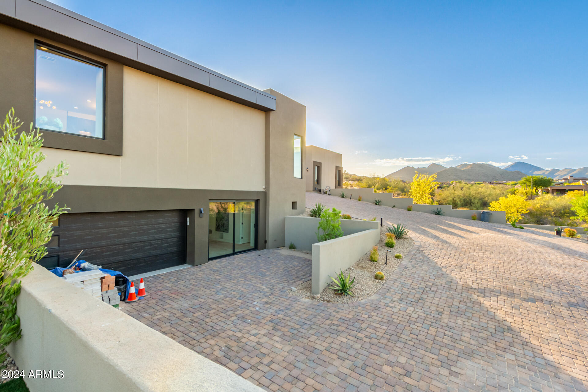 Lot 40, of Eagle Ridge at Fountain Hills, Plat of record in the County Recorder of Maricopa County - Residential