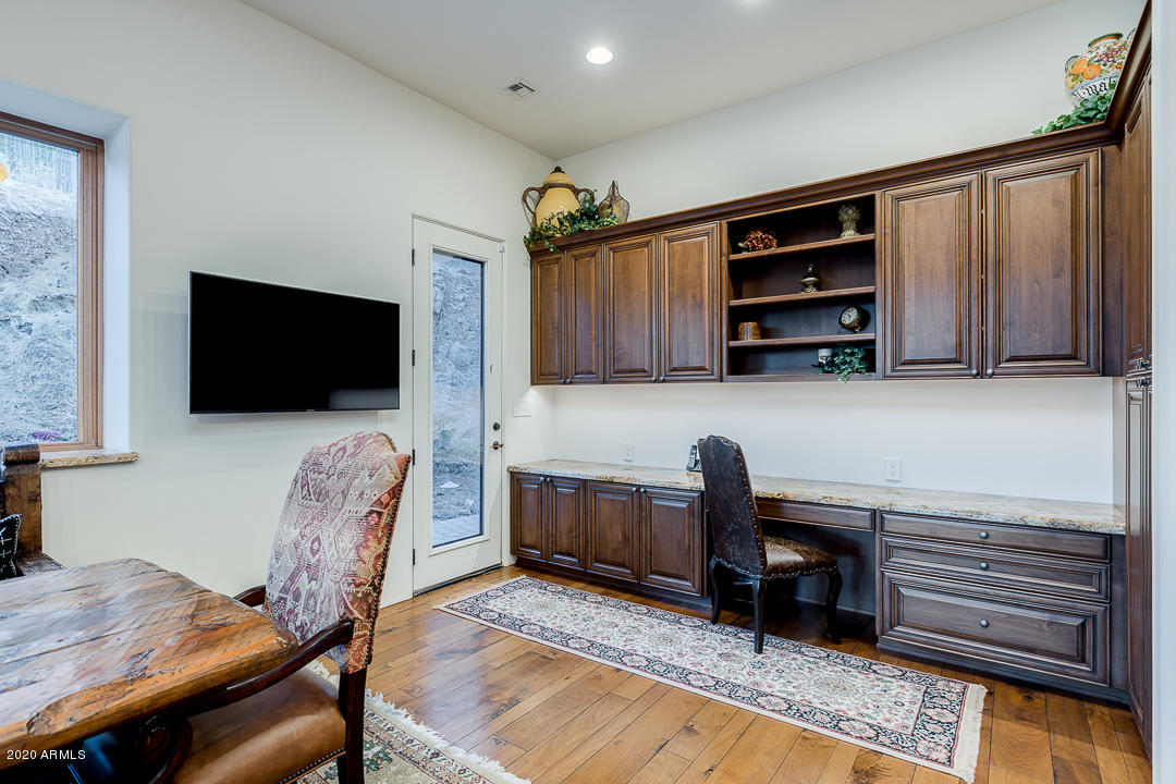 CLEARWATER HILLS - Residential