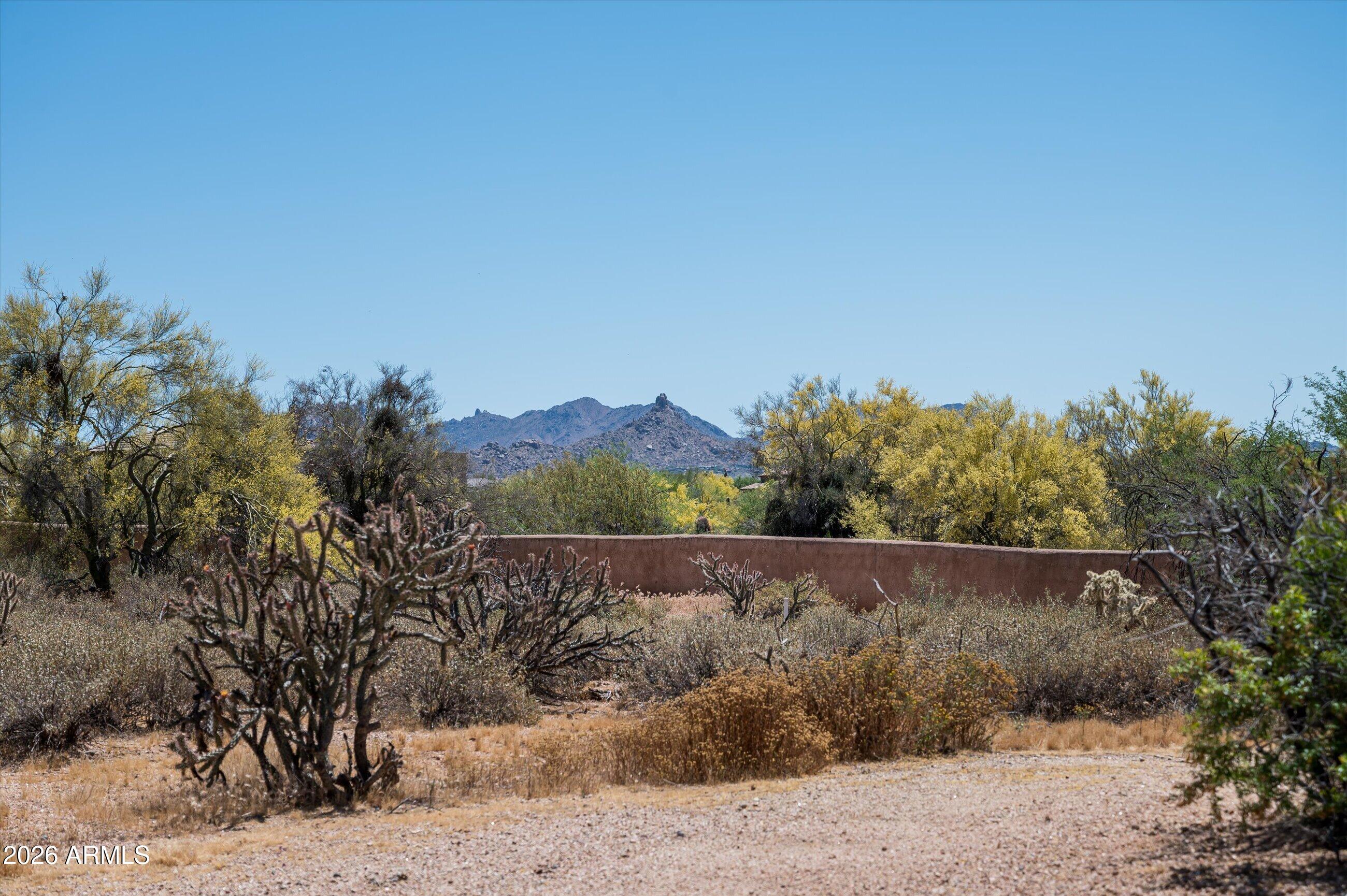 WHISPER ROCK UNIT 4 - Land