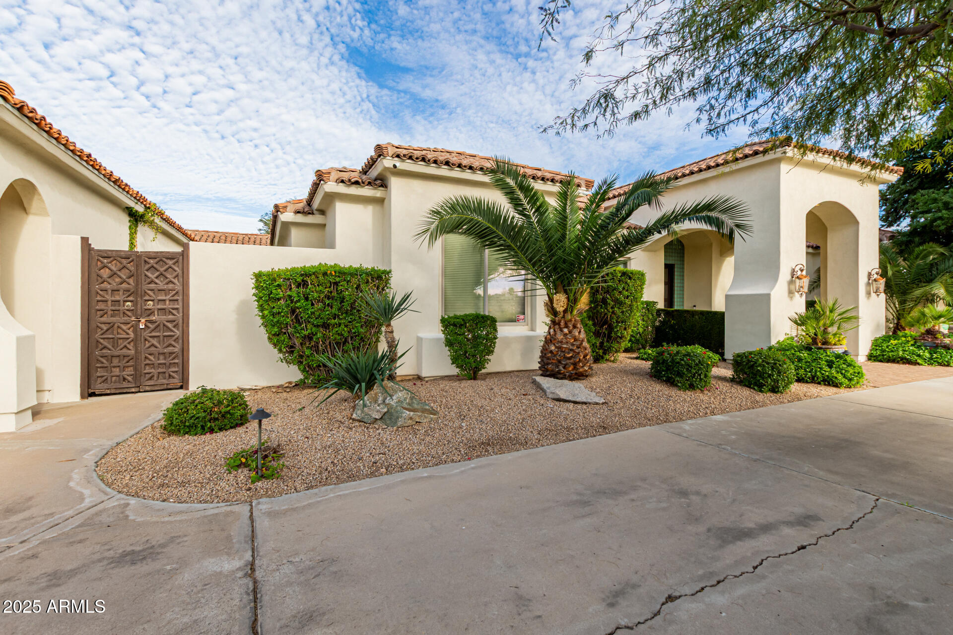 FOOTHILLS RANCHOS - Residential