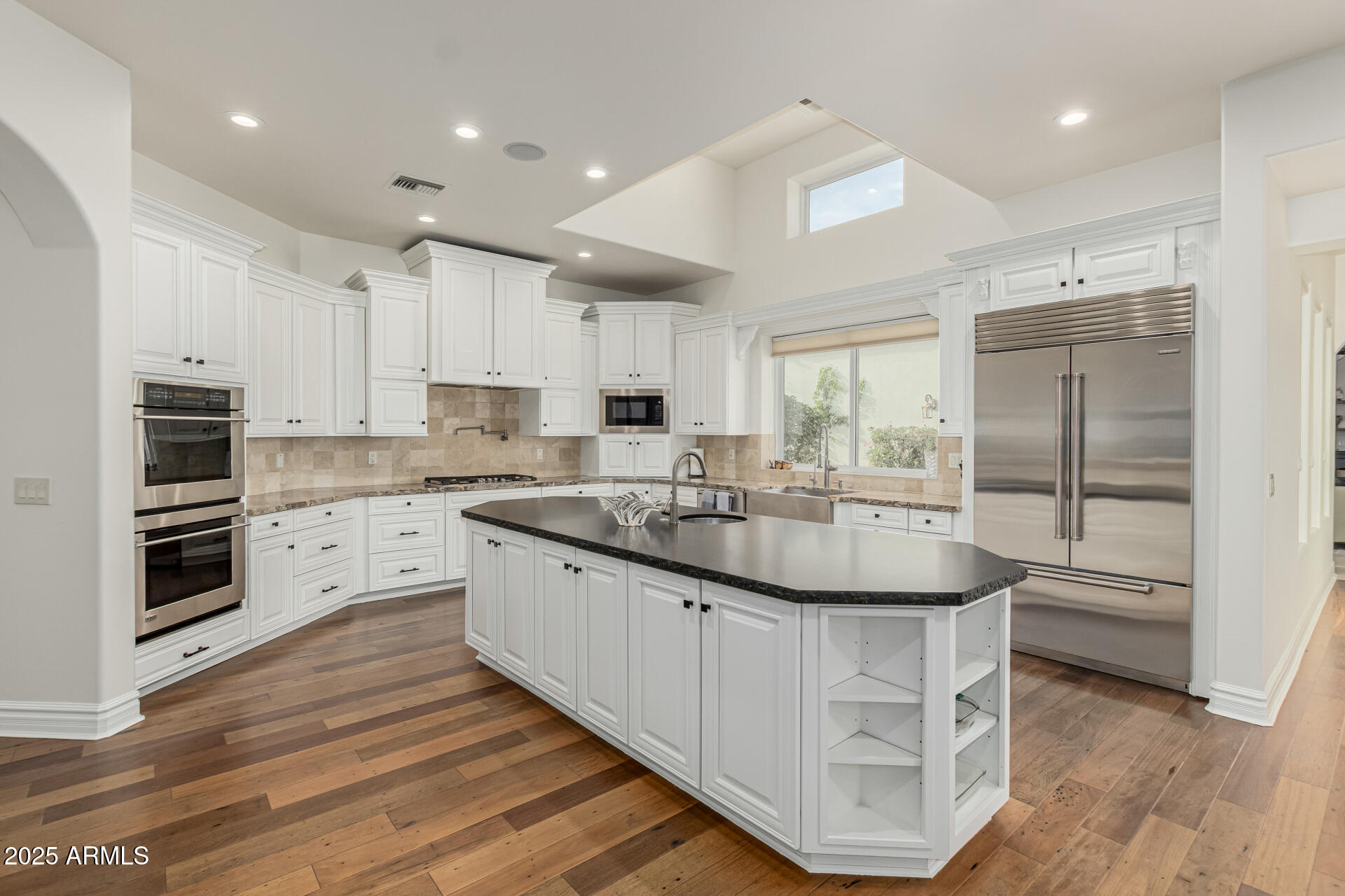 FOOTHILLS RANCHOS - Residential