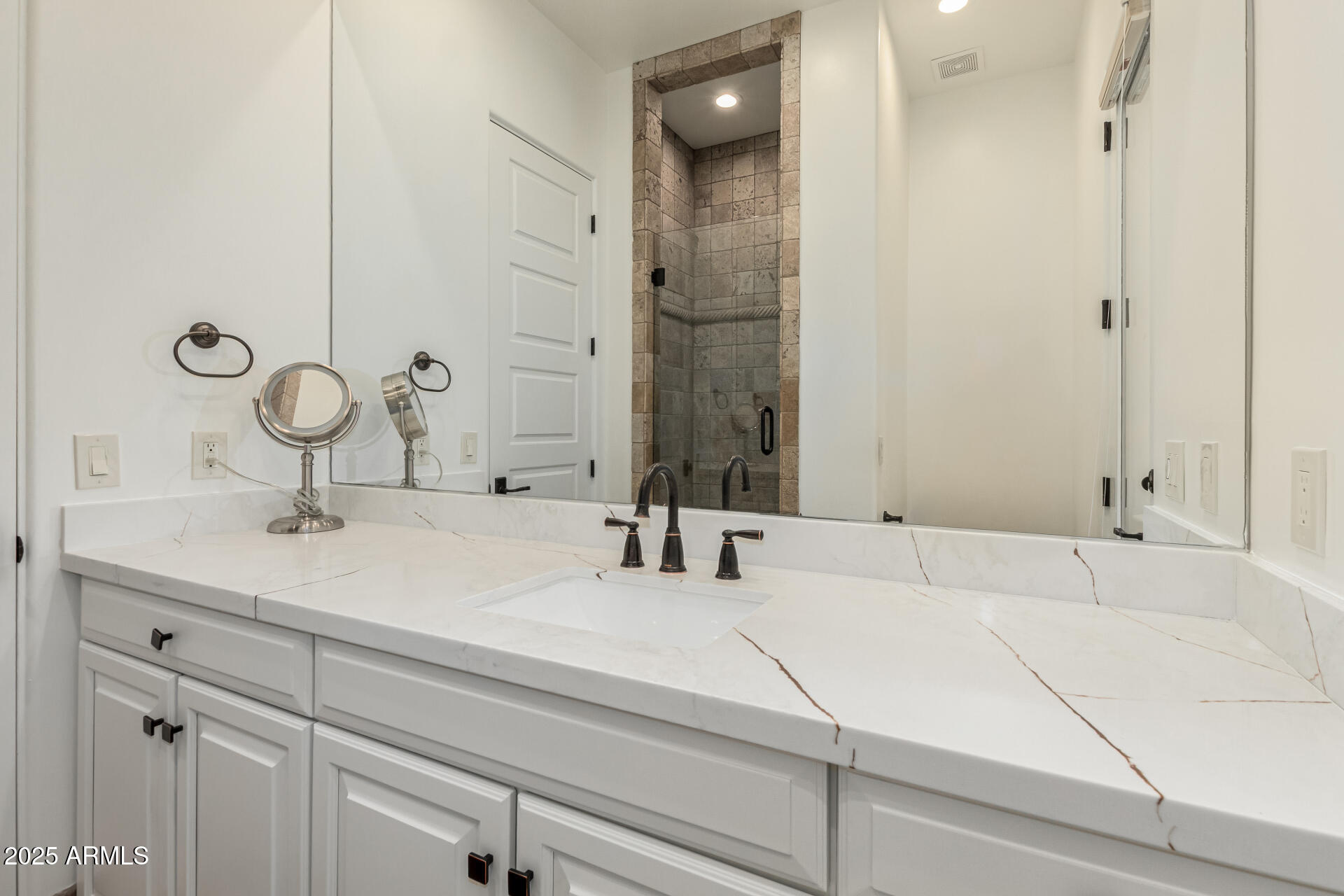 FOOTHILLS RANCHOS - Residential