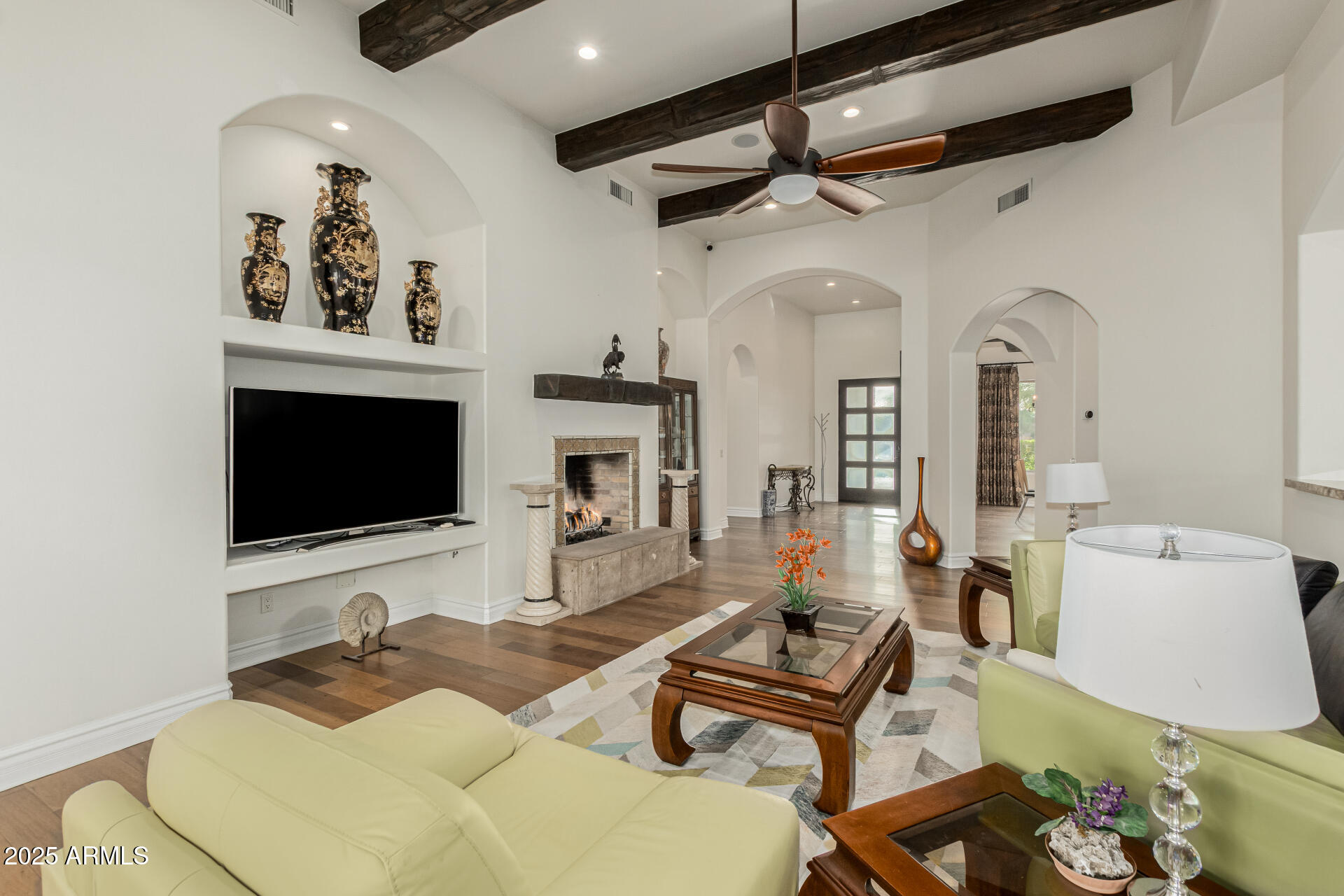 FOOTHILLS RANCHOS - Residential