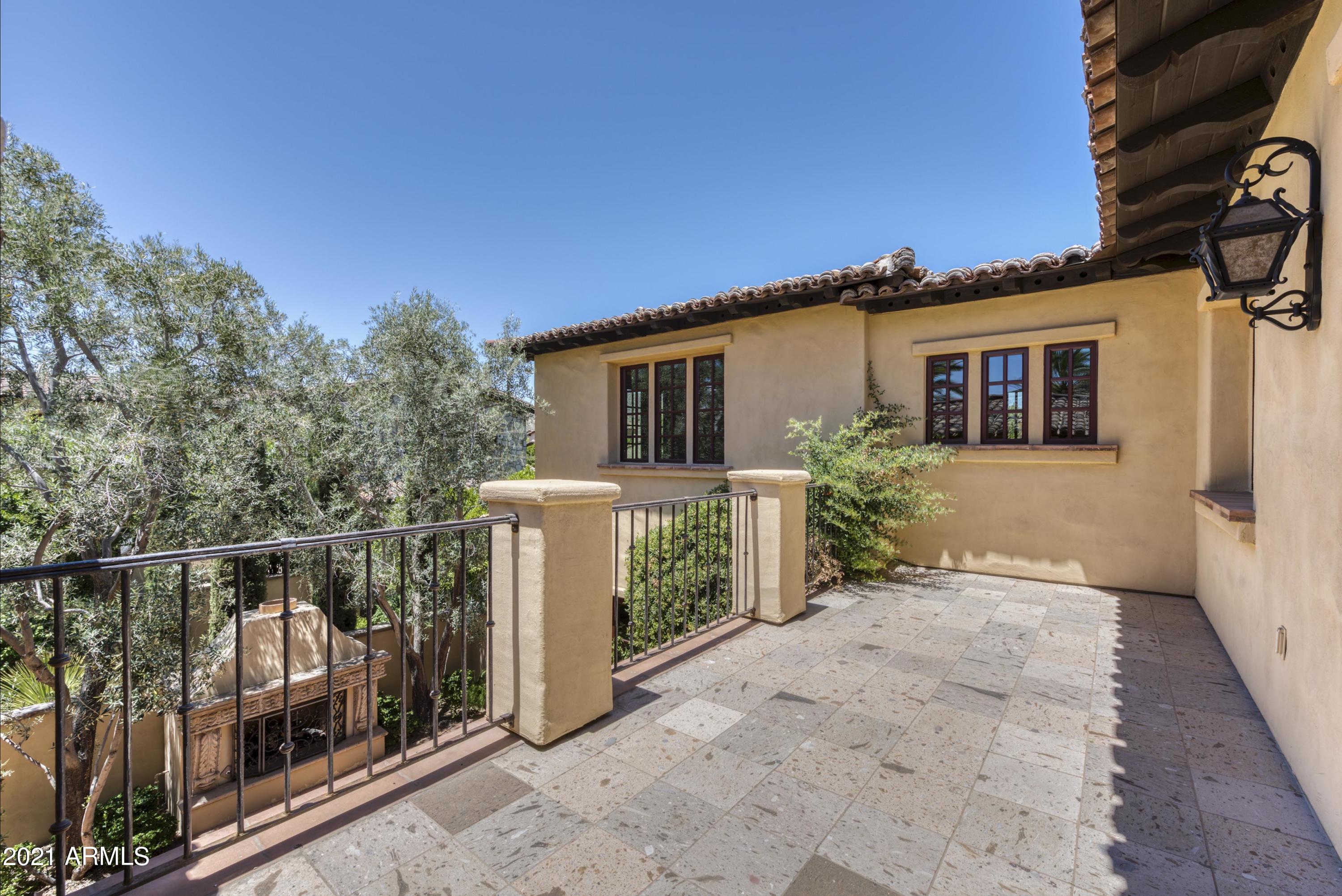 Montelucia Luxury Villas - Residential