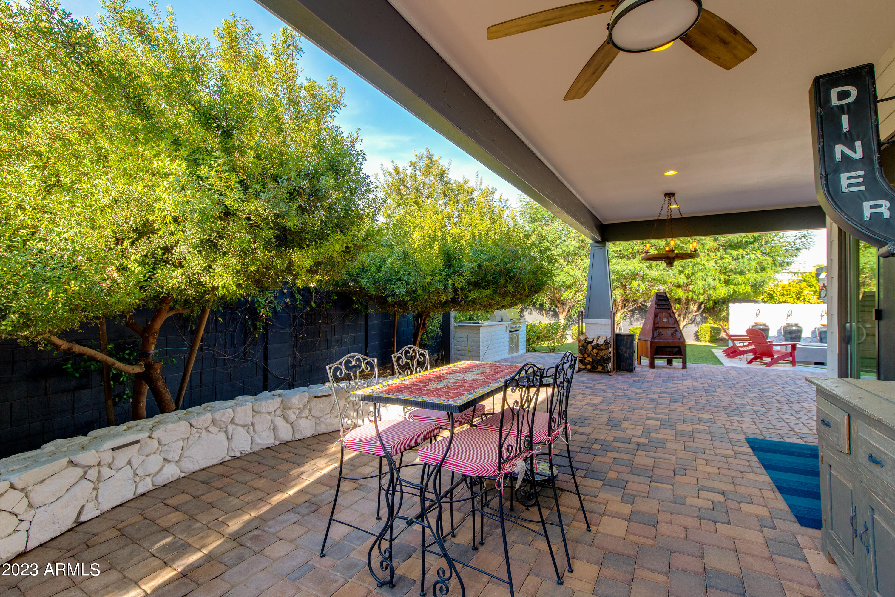 LAFAYETTE ESTATES-EAST MLD - Residential