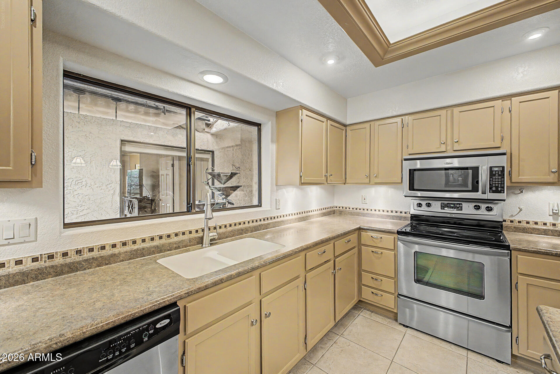 MISSION MONTEREY UNIT 2 - Residential