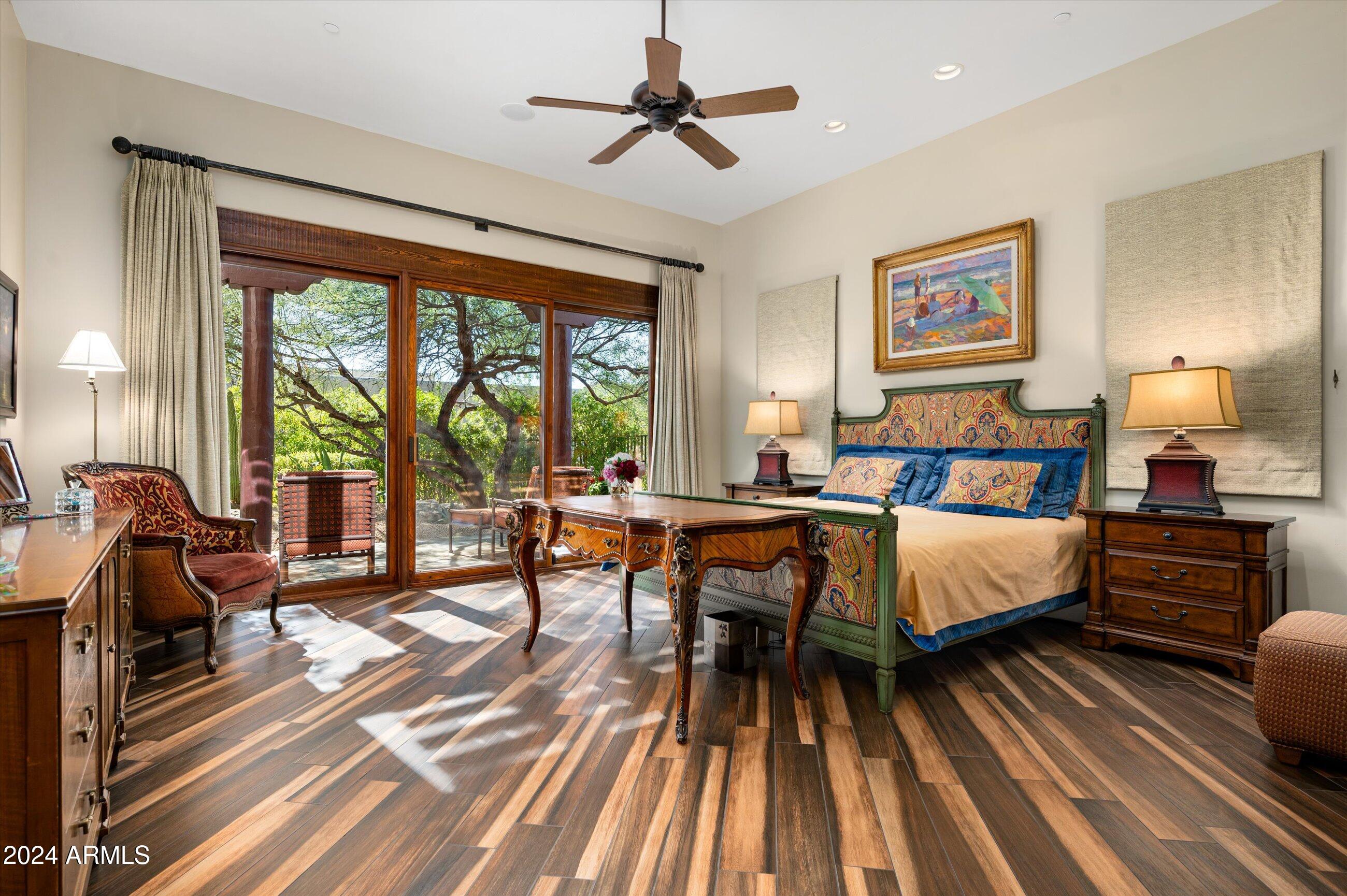 Privada - Residential