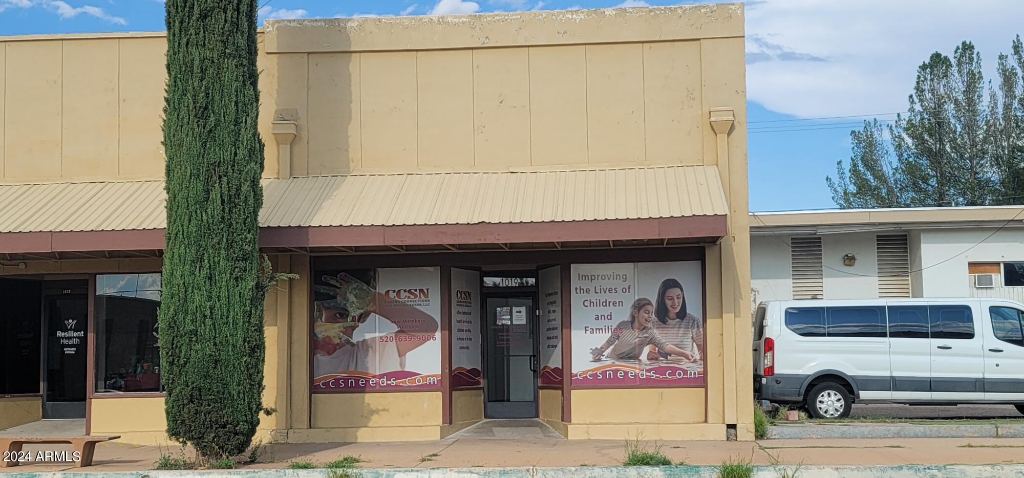 DOUGLAS - Commercial Sale