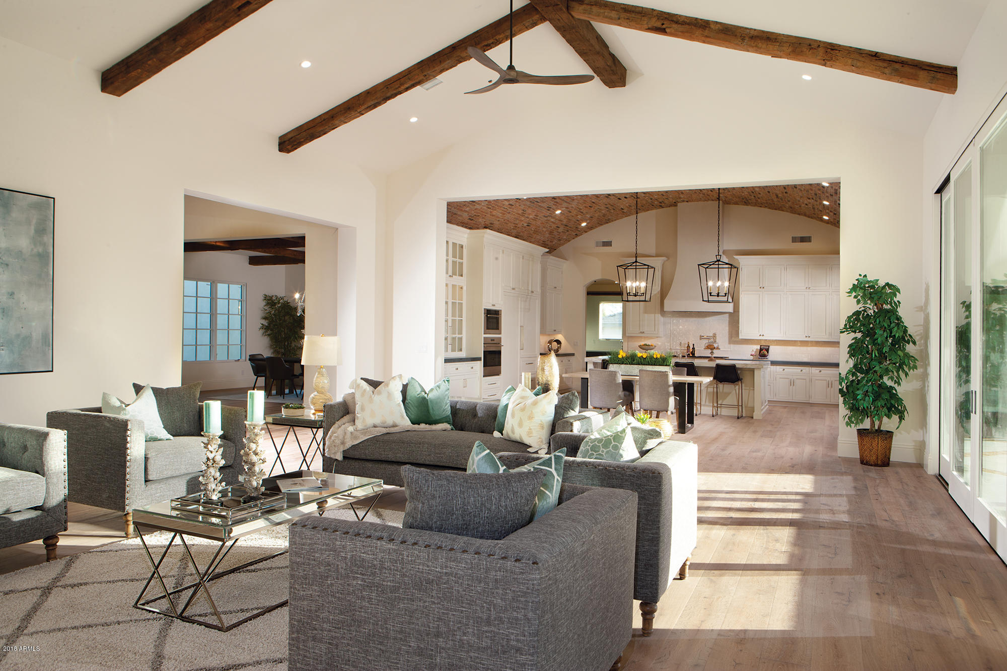 ARCADIA VISTA MANOR - Residential