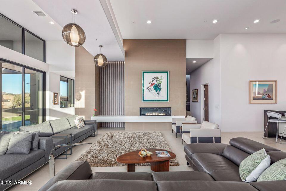 DESERT MOUNTAIN - Residential