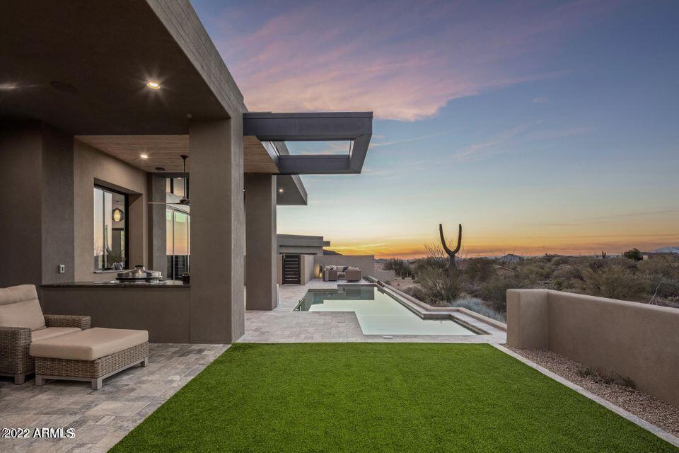 DESERT MOUNTAIN - Residential