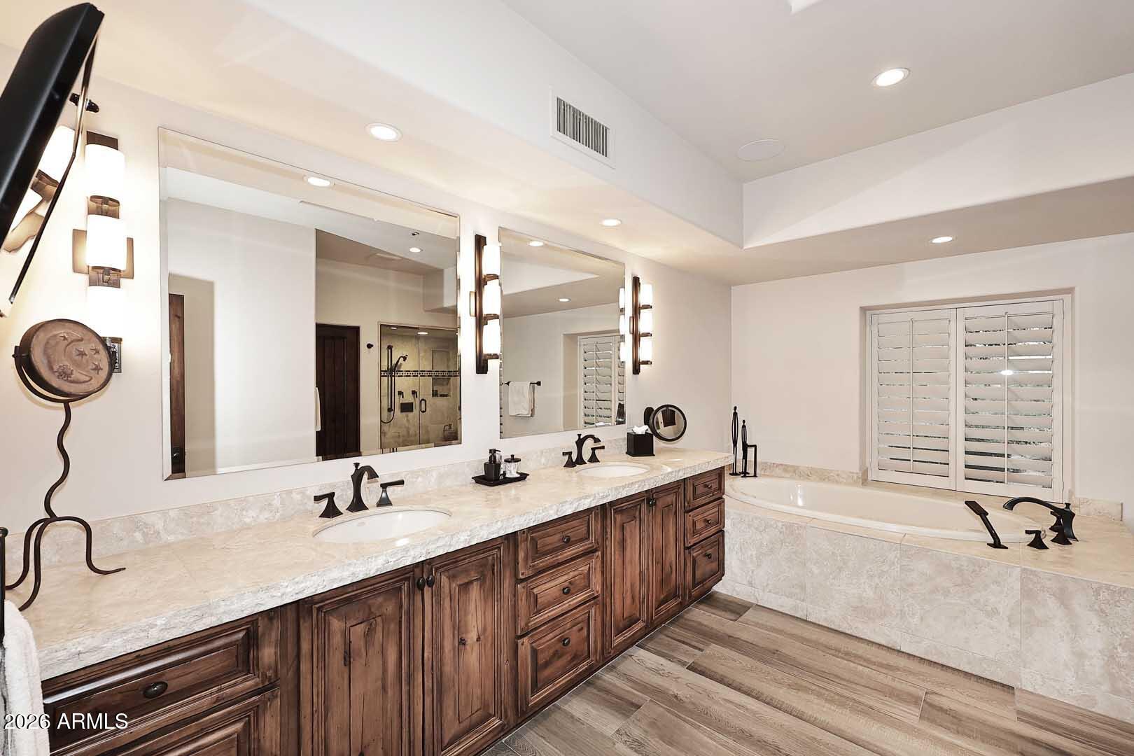 SONORAN HIGHLANDS PHASE 1 - Residential