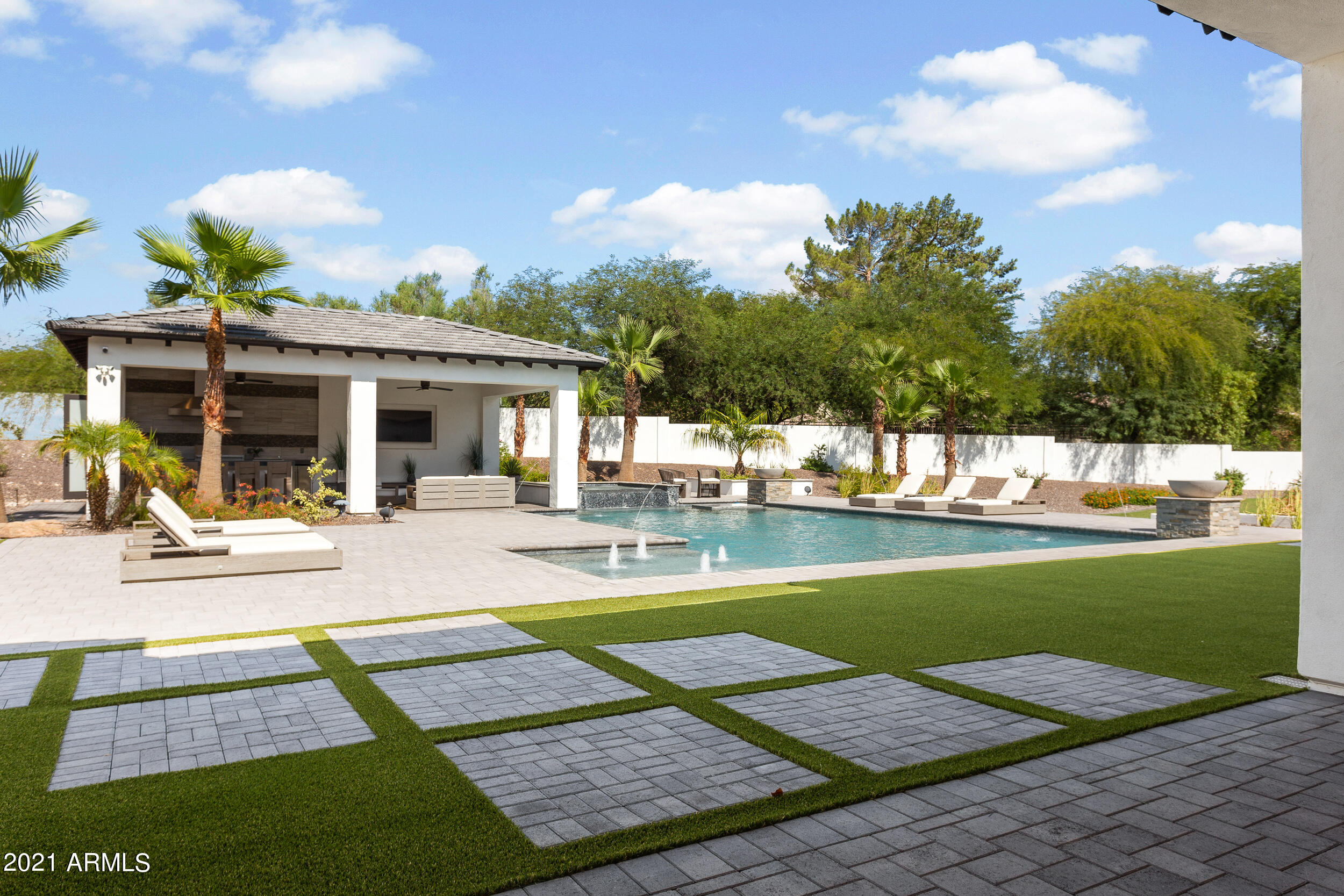 LA COLINA PER MCR 177-35 - Residential