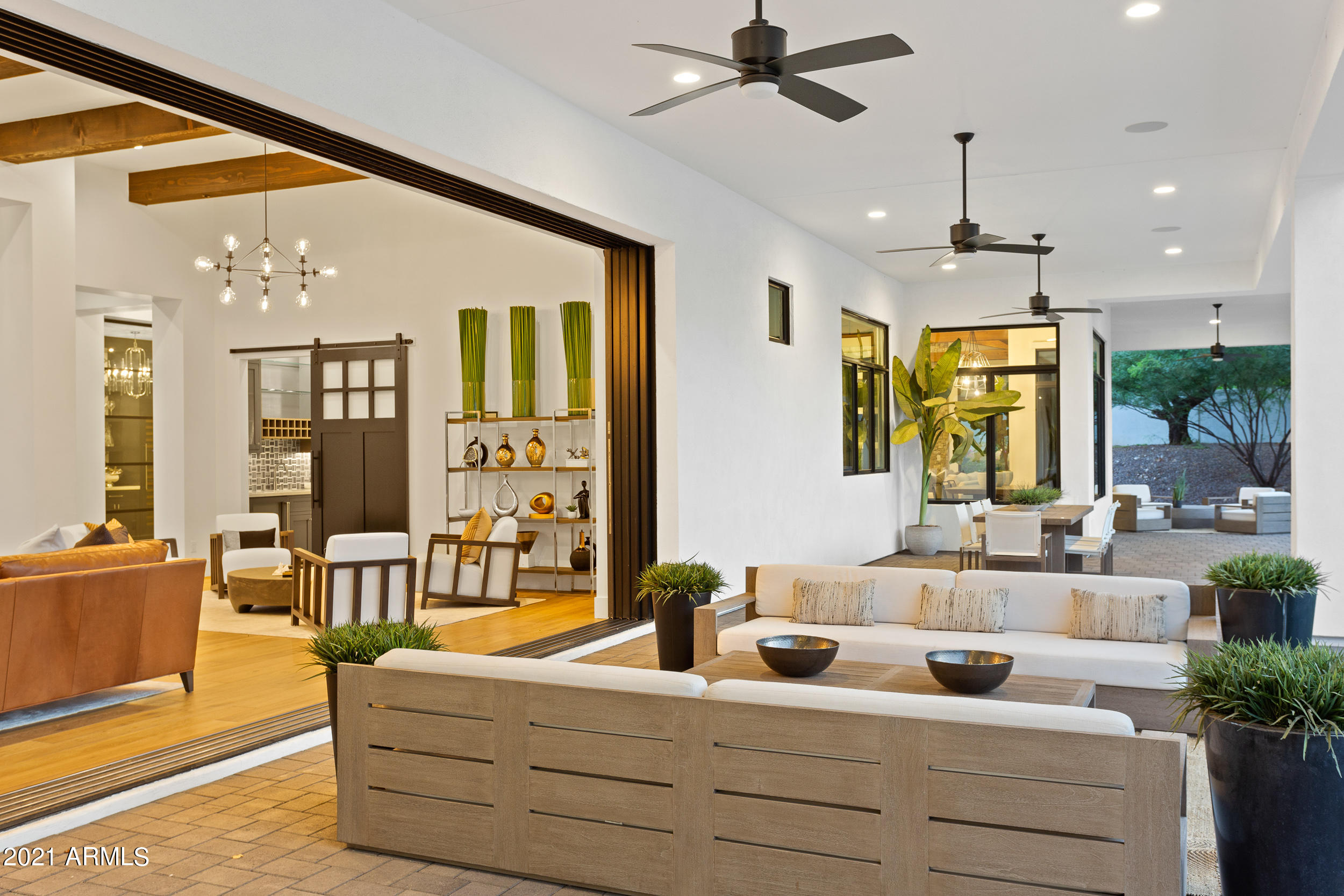 LA COLINA PER MCR 177-35 - Residential