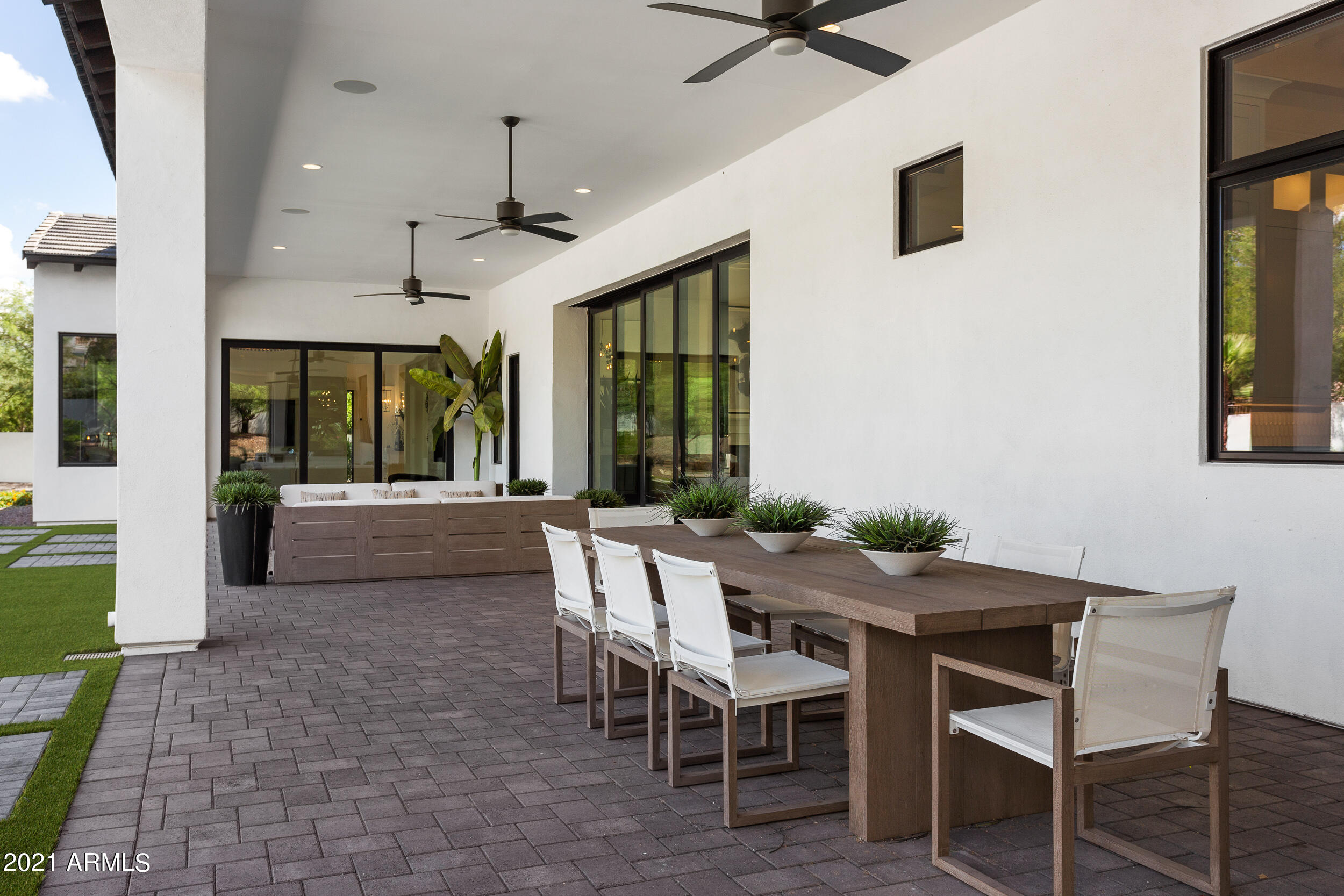 LA COLINA PER MCR 177-35 - Residential