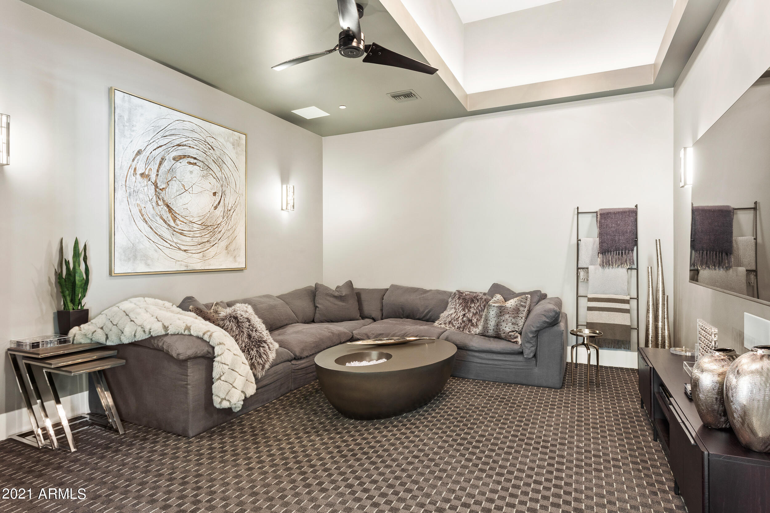 LA COLINA PER MCR 177-35 - Residential