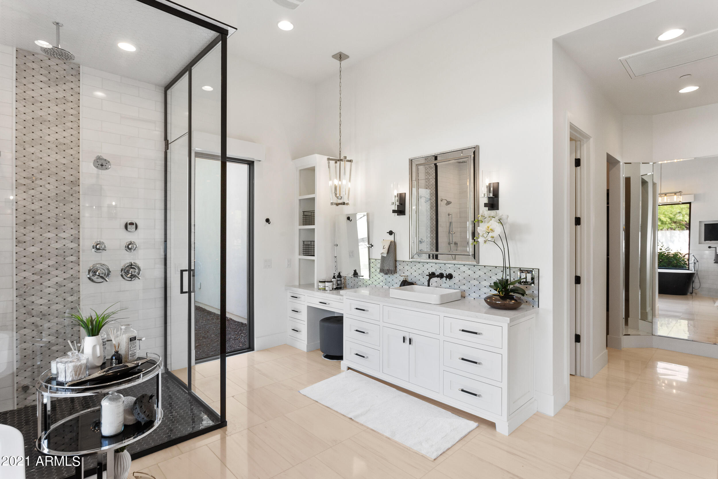 LA COLINA PER MCR 177-35 - Residential
