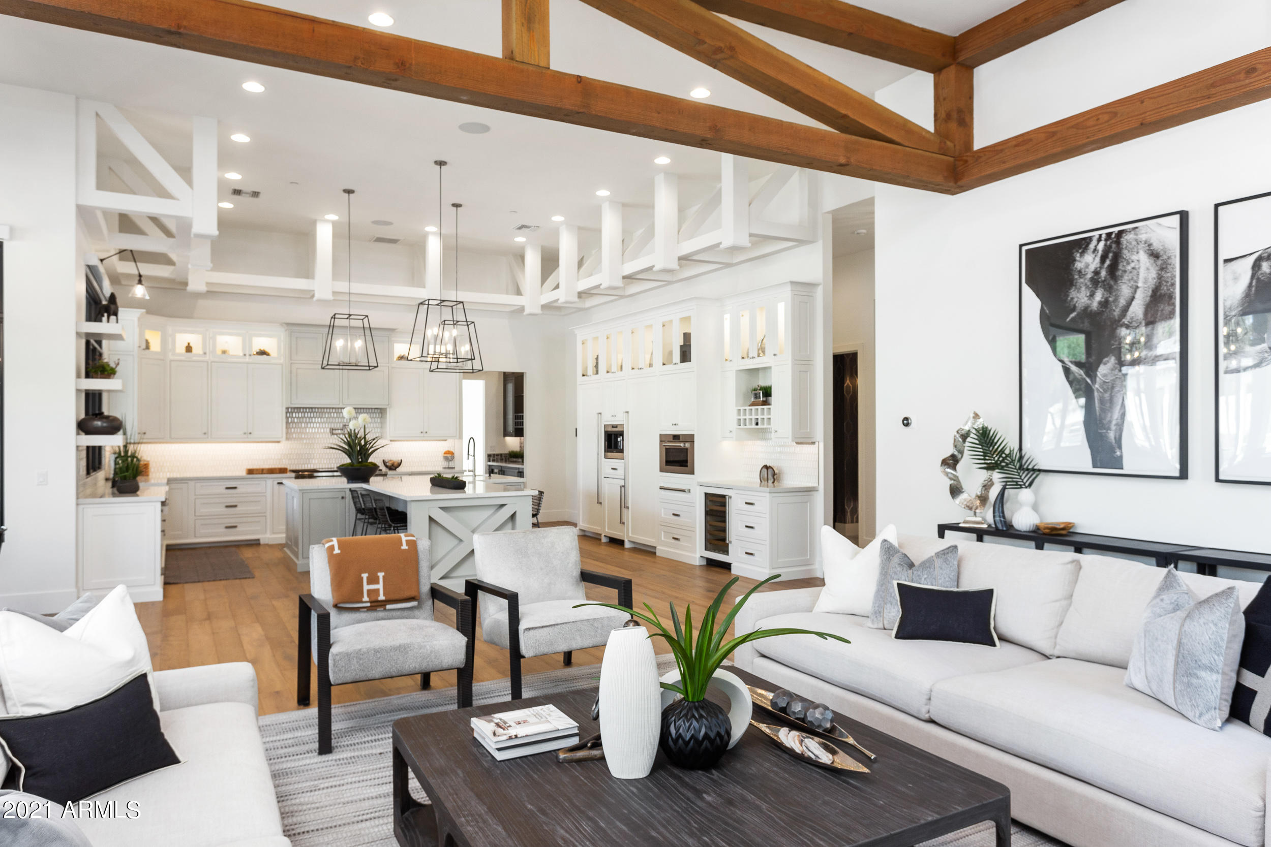LA COLINA PER MCR 177-35 - Residential
