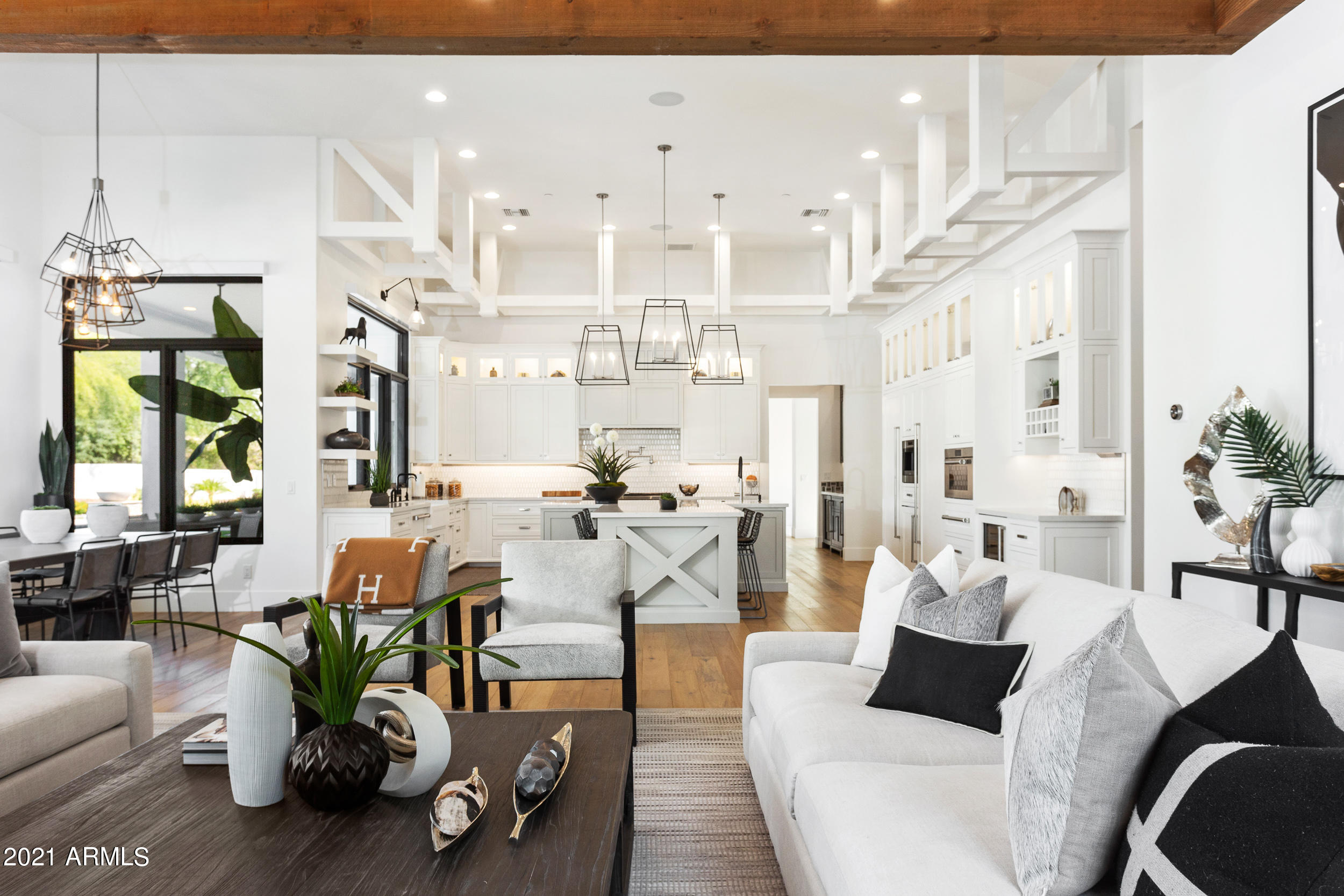 LA COLINA PER MCR 177-35 - Residential